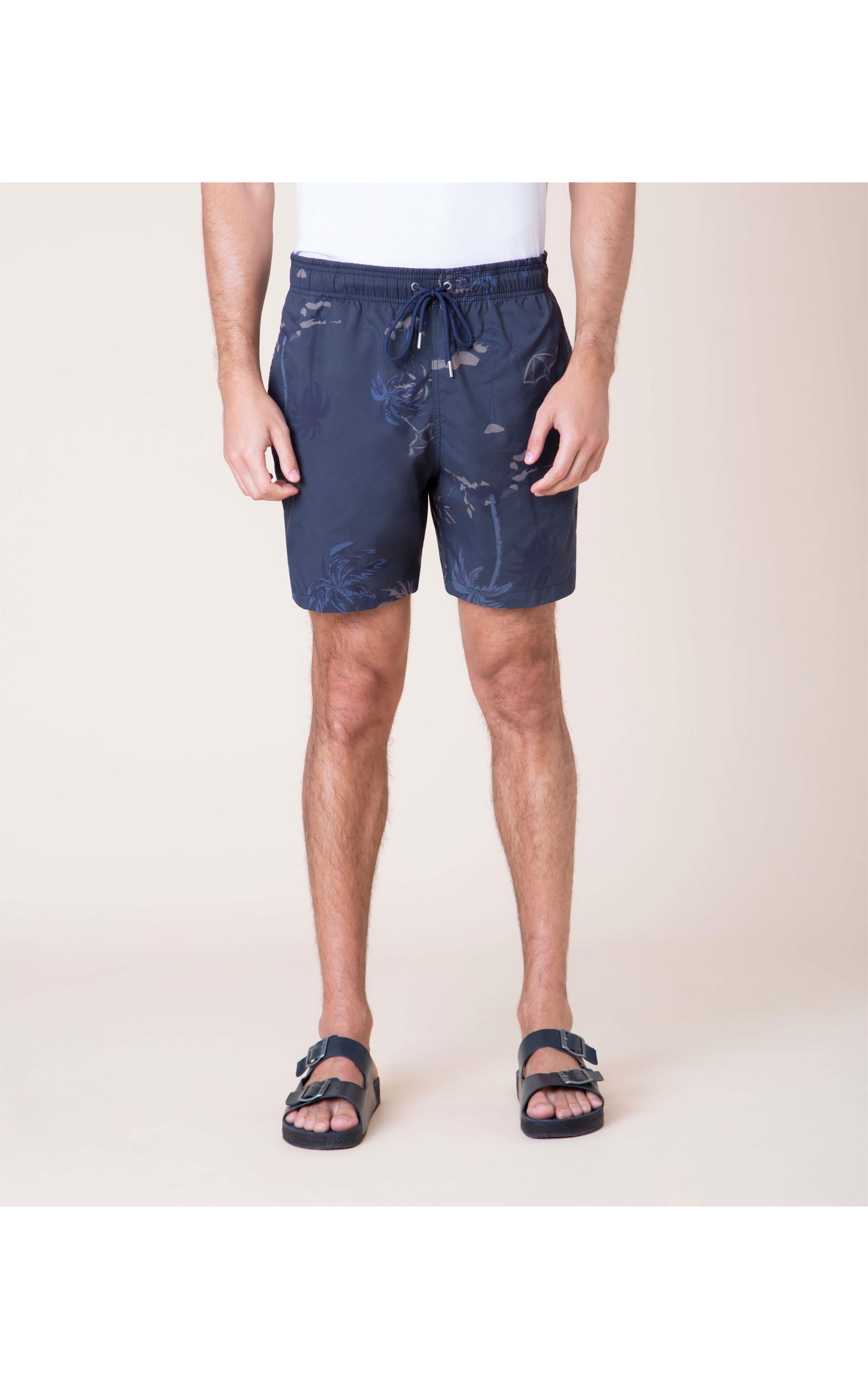 Short Praia Estampa Palmier Chumbo Mescla