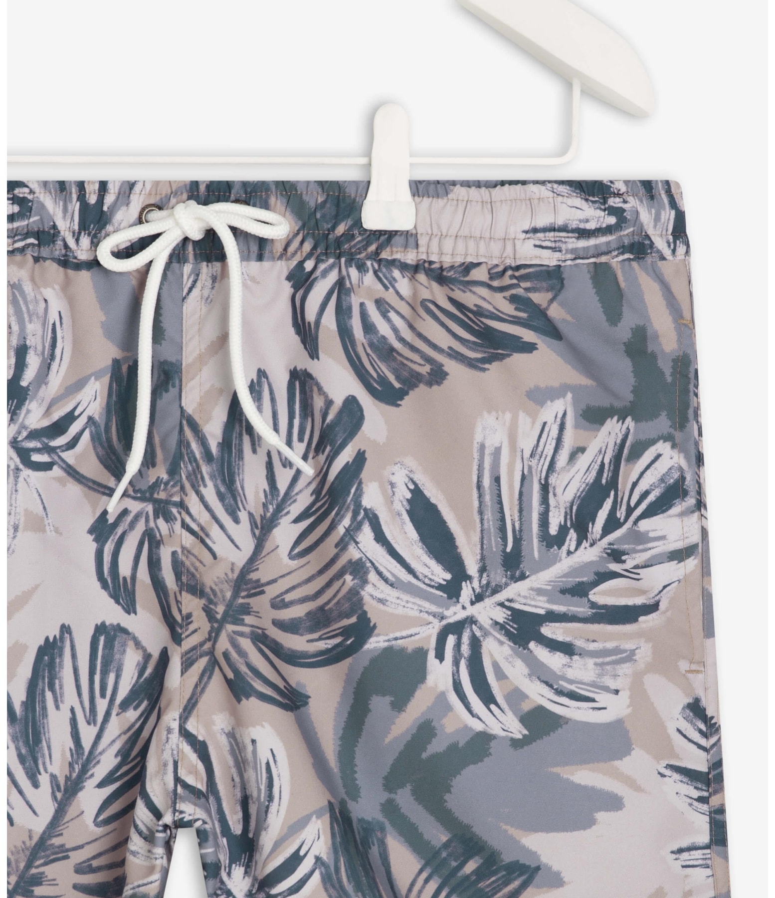 Short Praia Folhas Brush Sandy