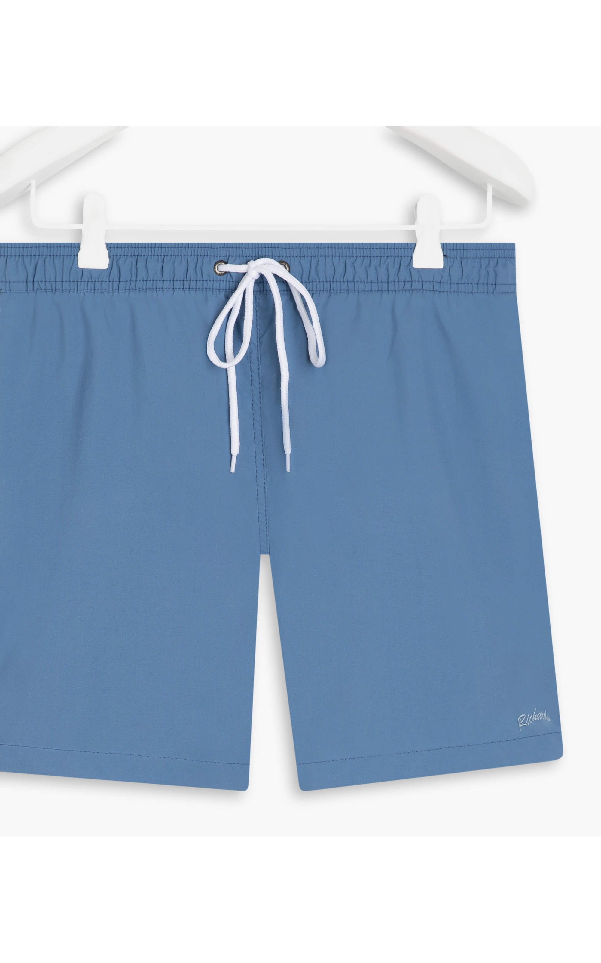 Short Praia Liso Azul Claro