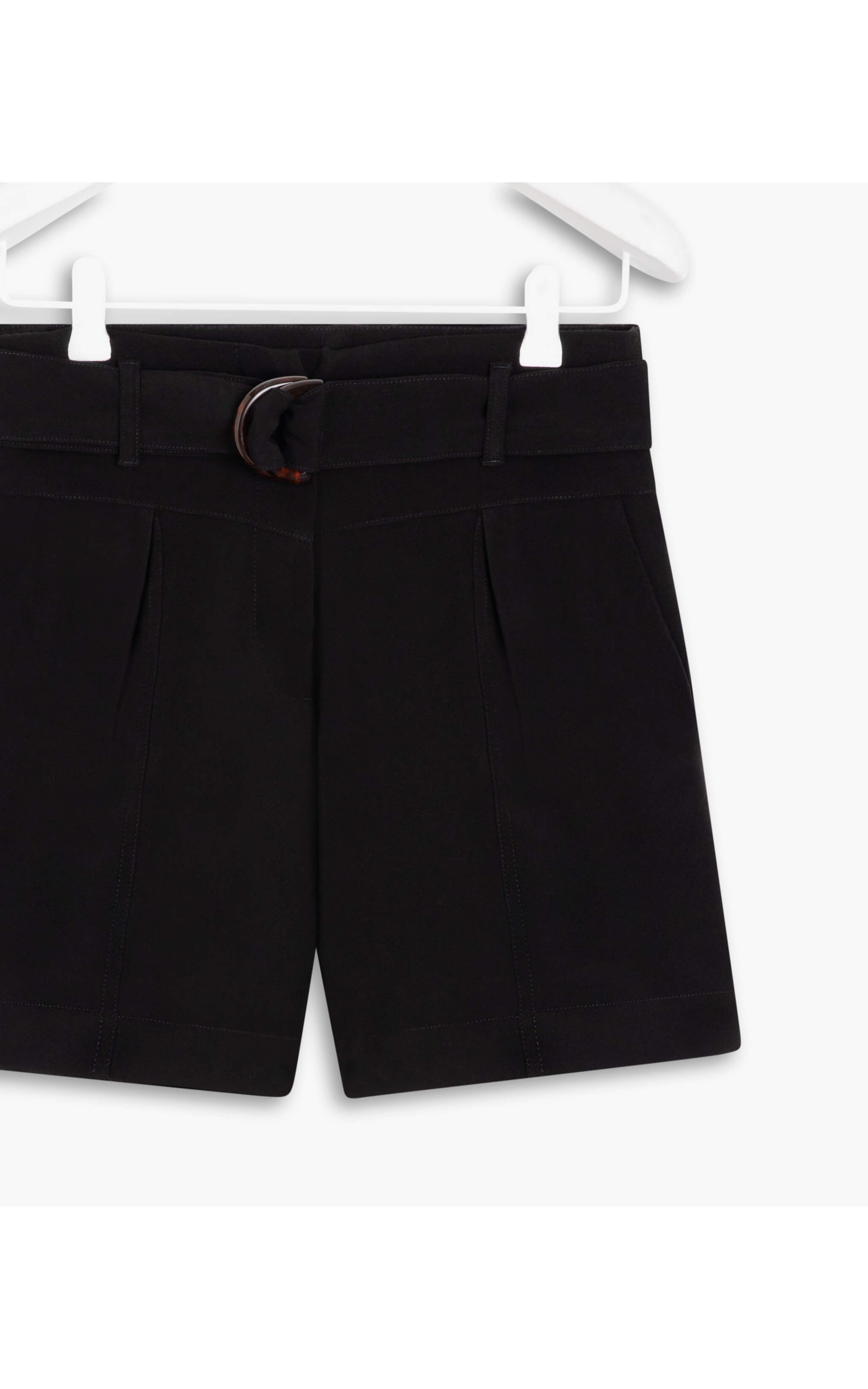 Shorts Asama Alfaiataria Preto