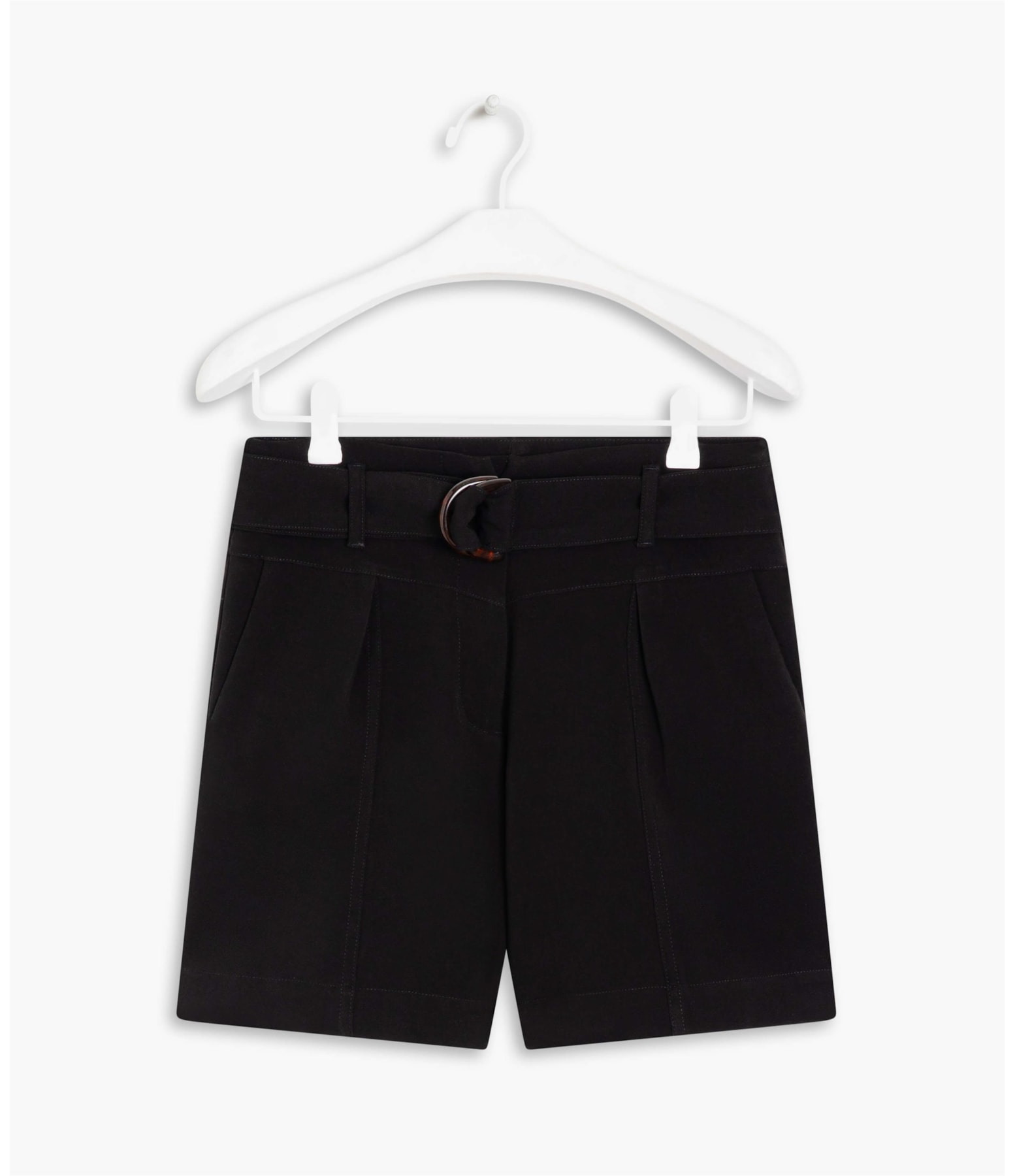 Shorts Asama Alfaiataria Preto