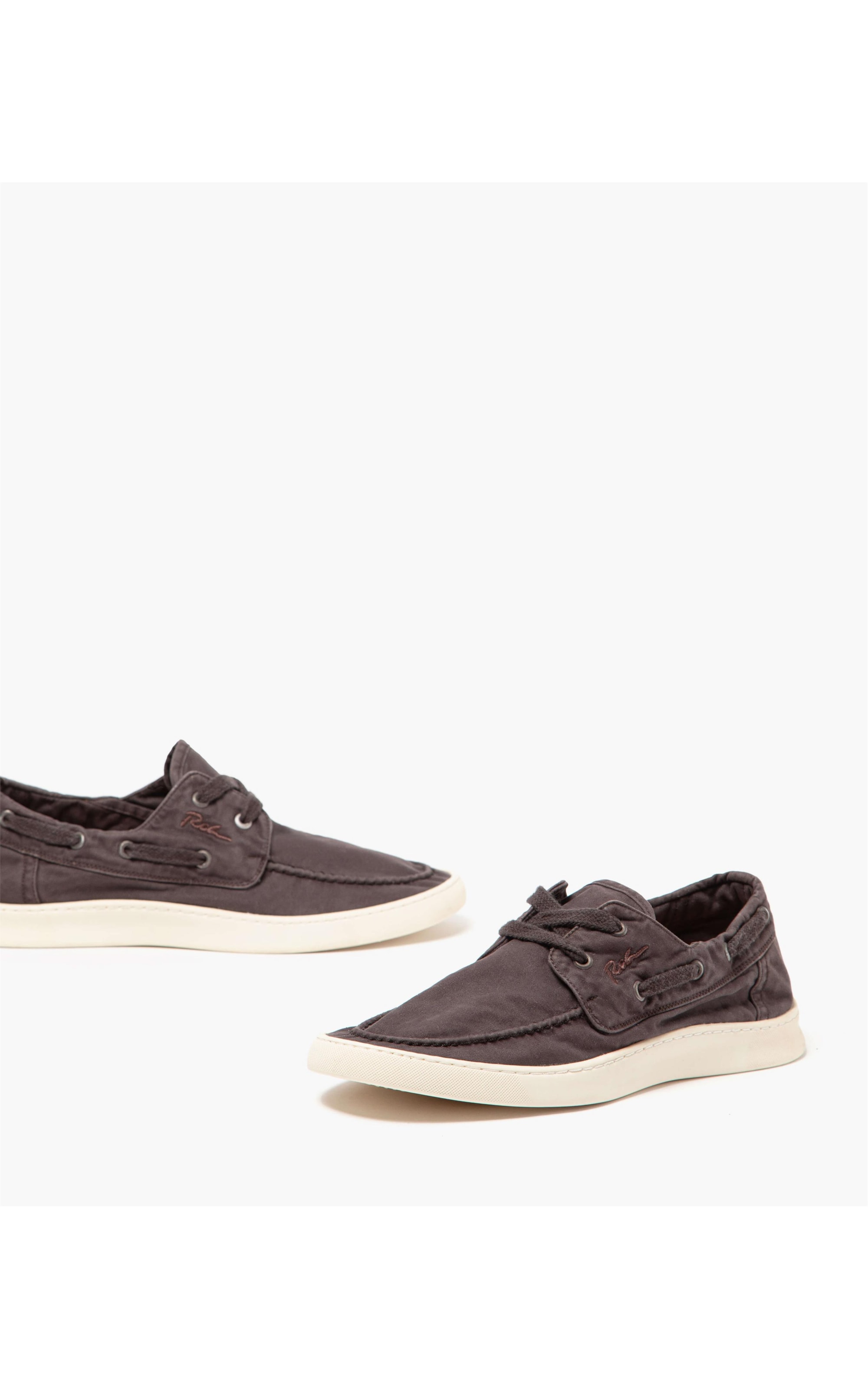 Sneaker Destroyed Rch Cafe