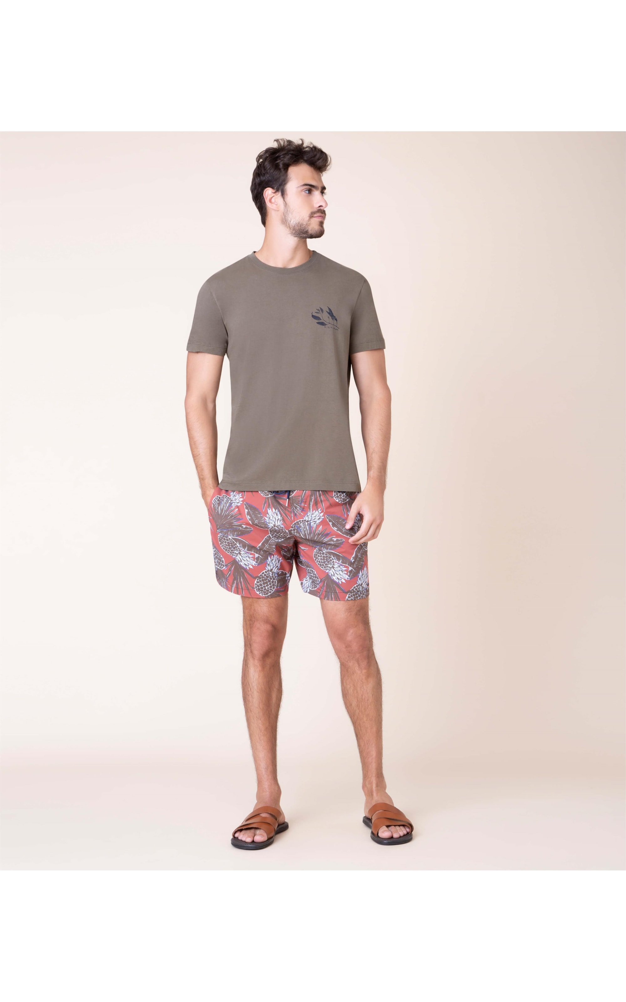 T-Shirt Aquarela Rustic Leaves Mc Tabaco