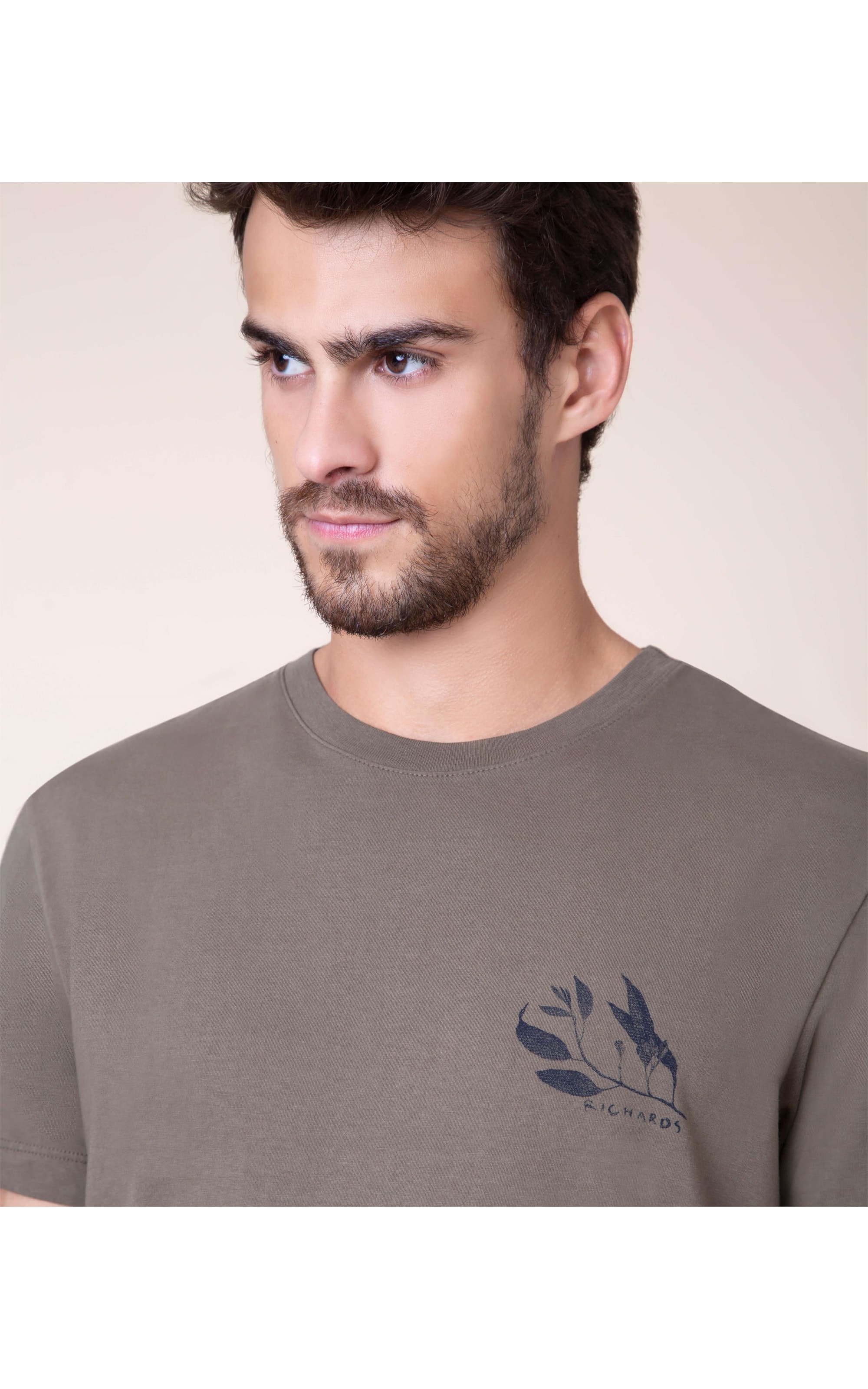 T-Shirt Aquarela Rustic Leaves Mc Tabaco