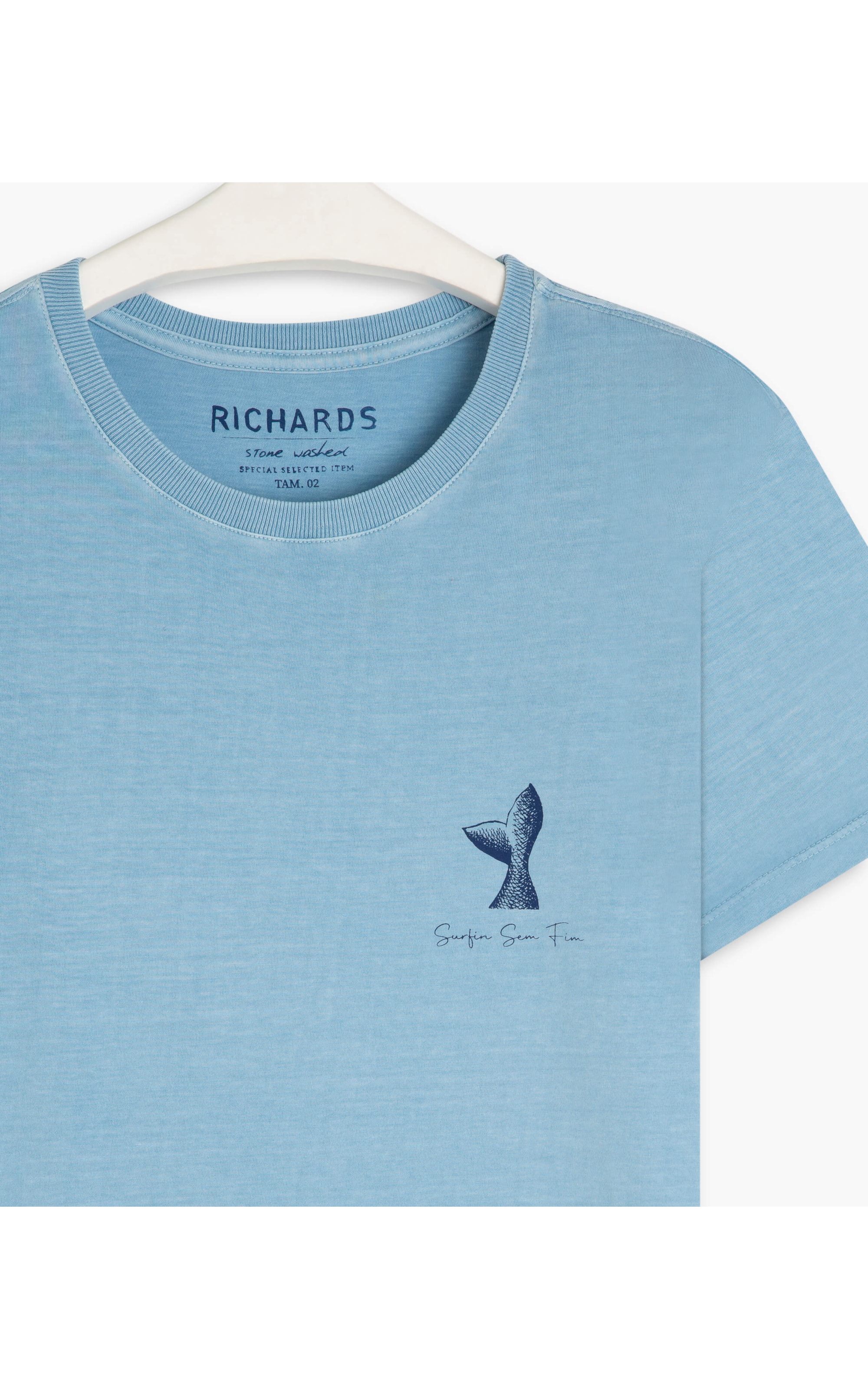 T-Shirt Baleia Azul Claro
