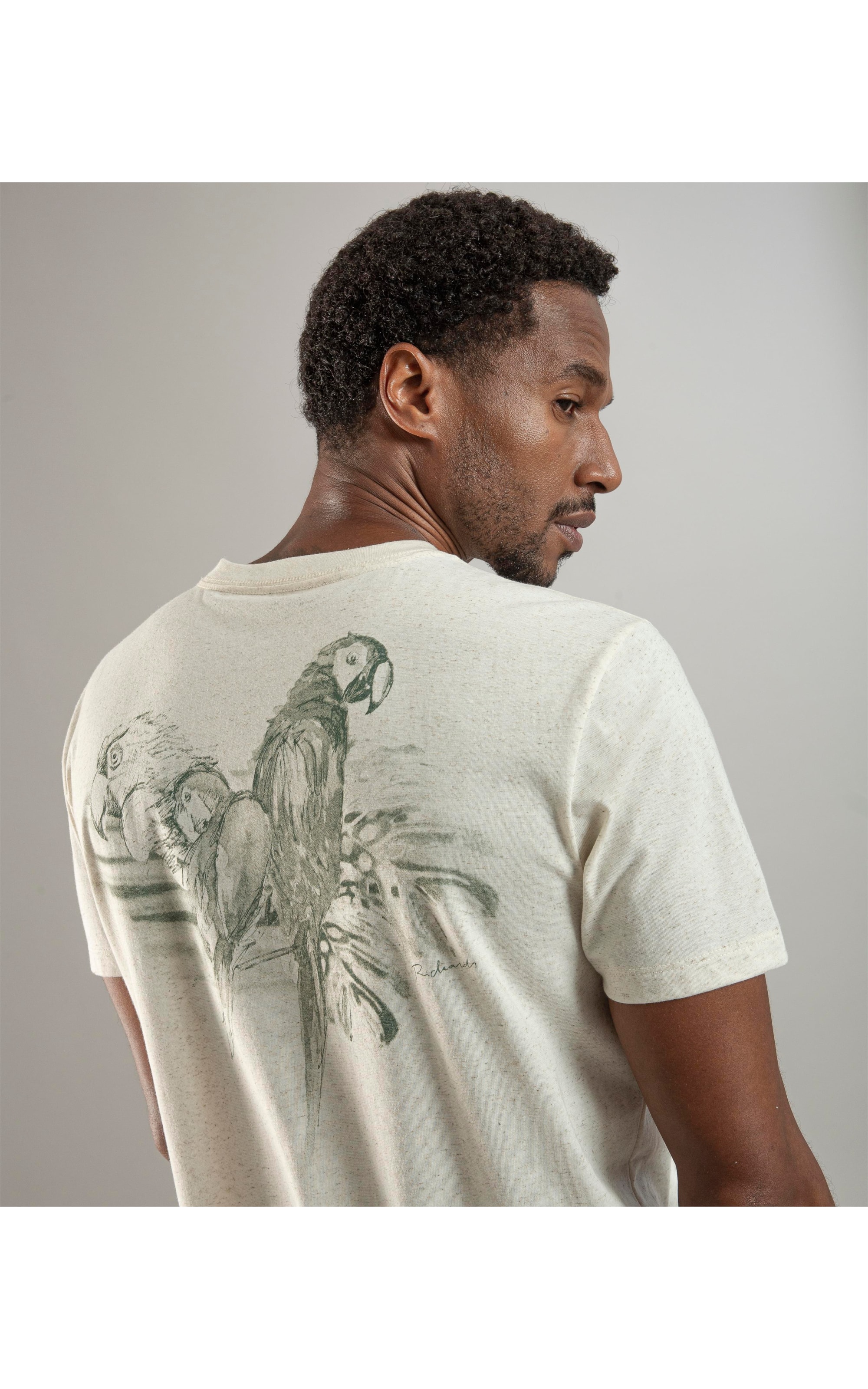 T-Shirt Linho  Araras Costas Natural
