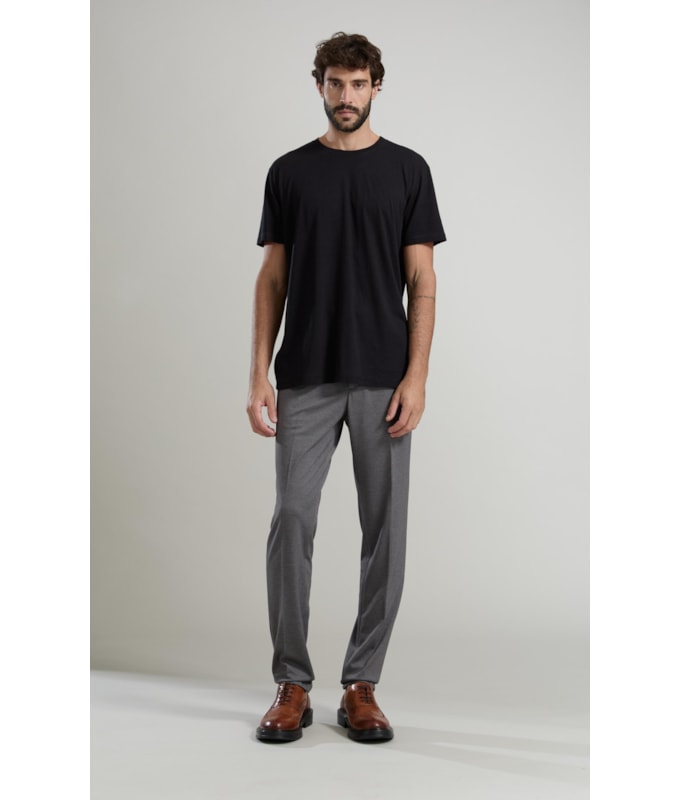 T-Shirt Linho New Basic Fit Preto