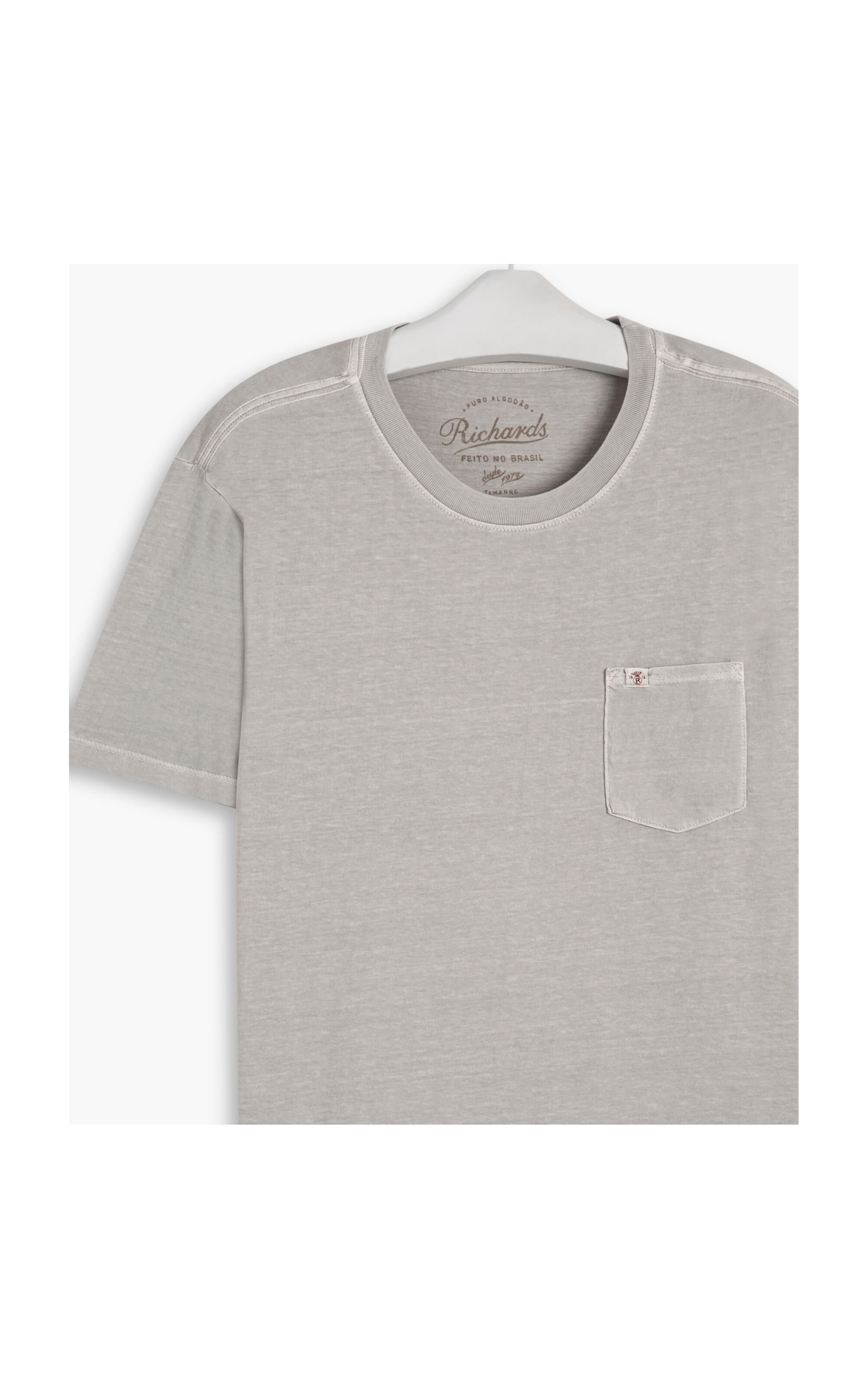 T- Shirt Lisa Com Bolso Cinza Claro