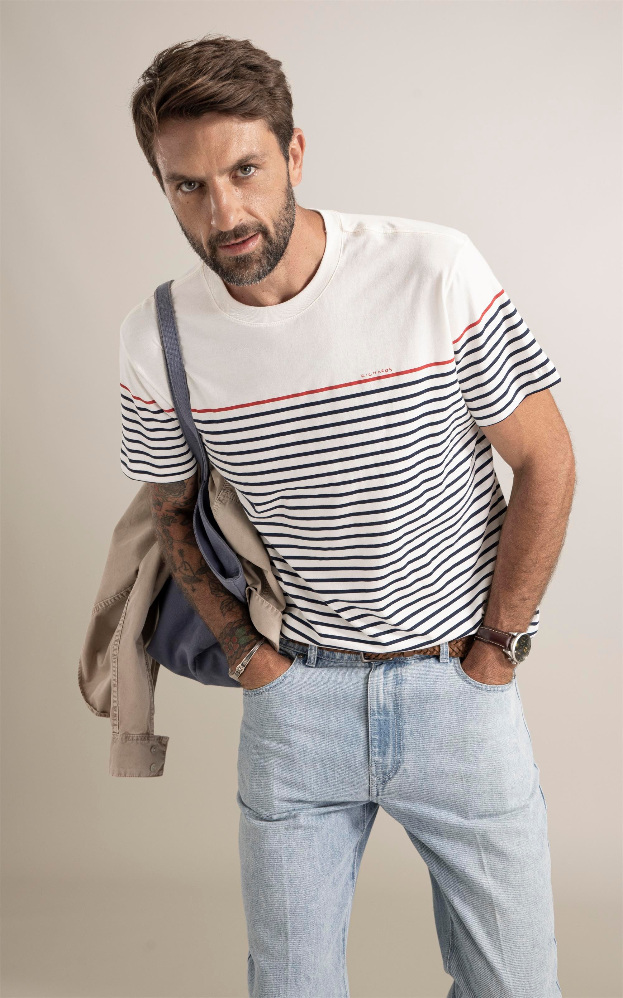 T-Shirt Listrada Local Aquarela Branco