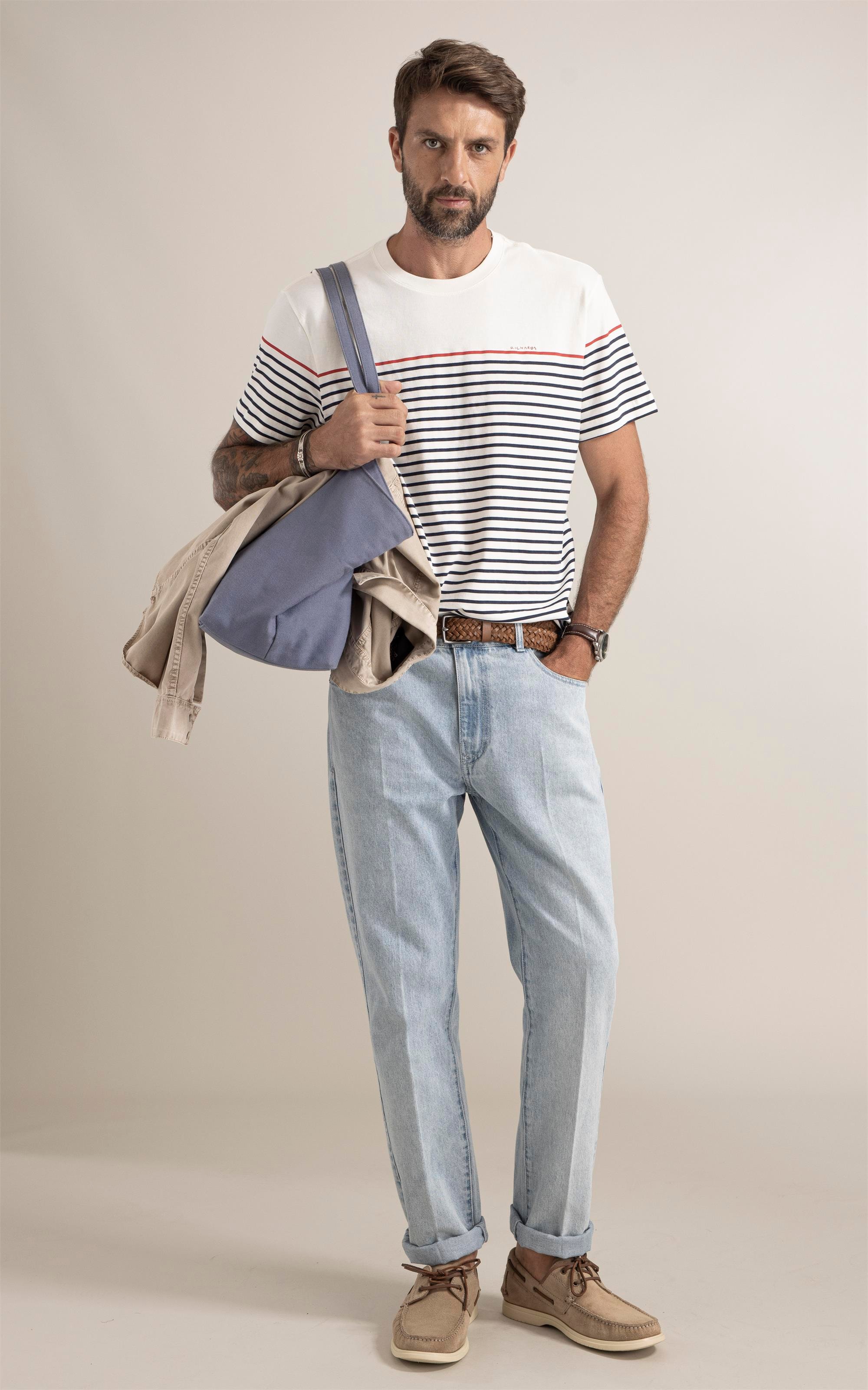 T-Shirt Listrada Local Aquarela Branco