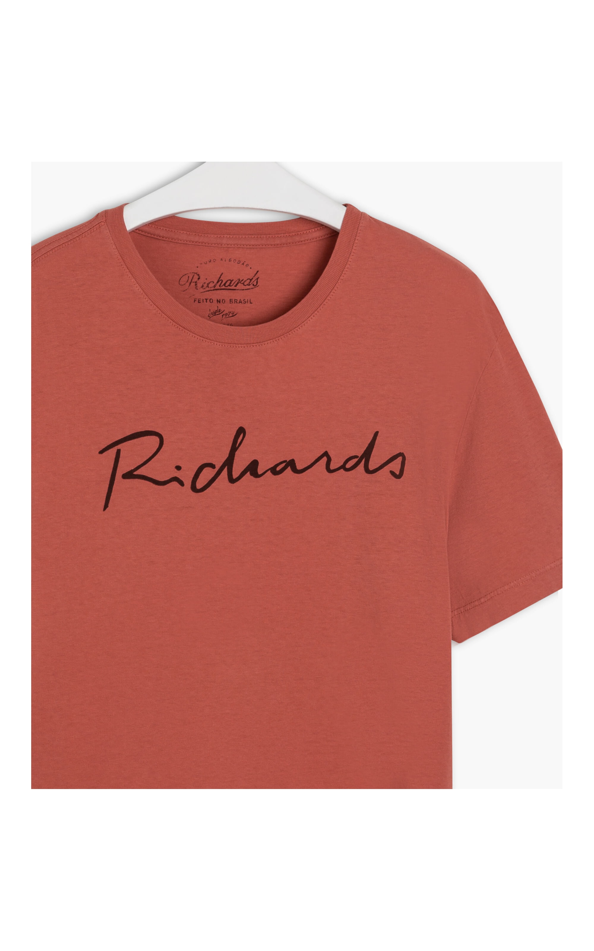T-Shirt Manuscrito Richards Goiaba