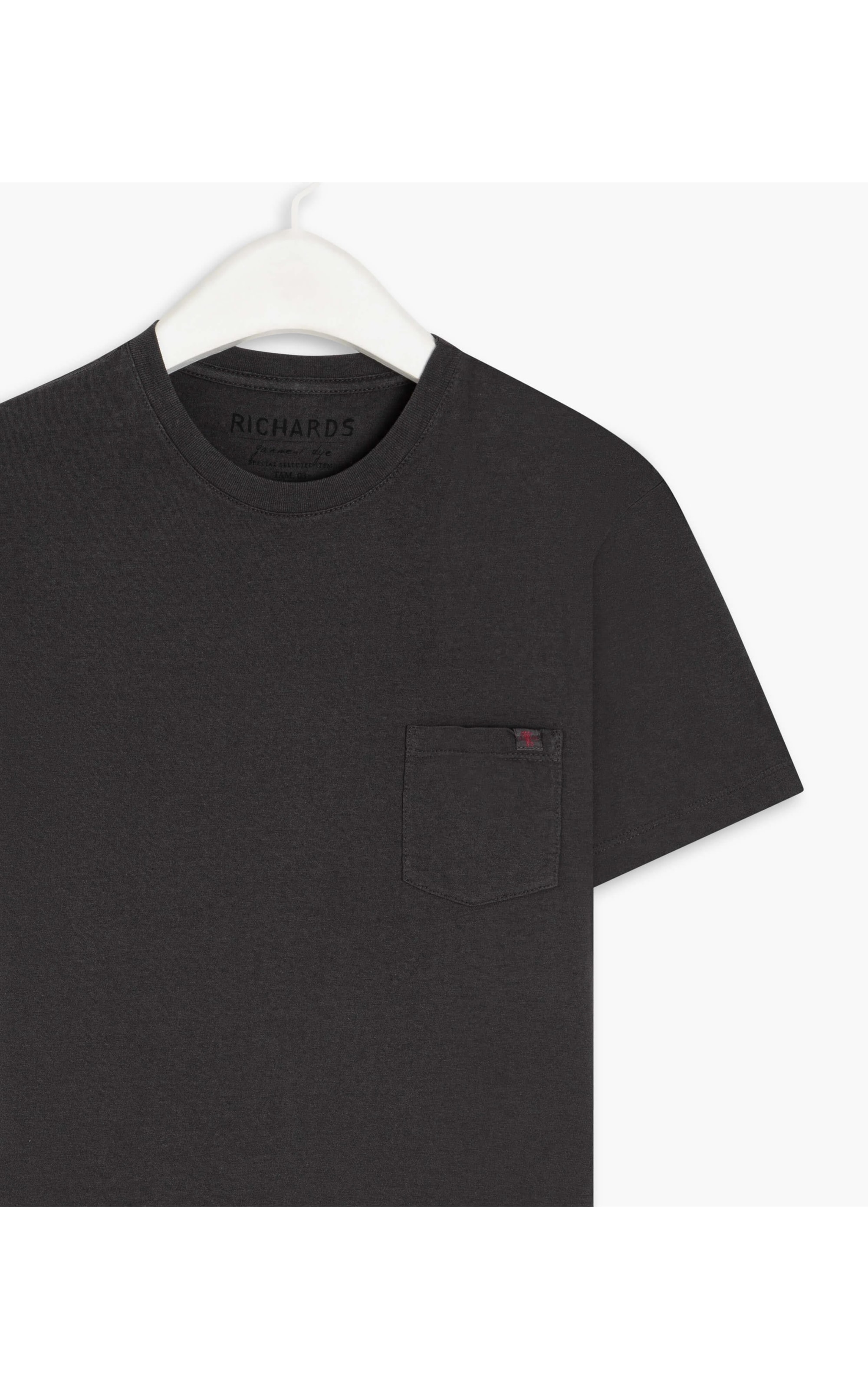 T-Shirt Mescla Sobretinto Bolso Chumbo Mescla