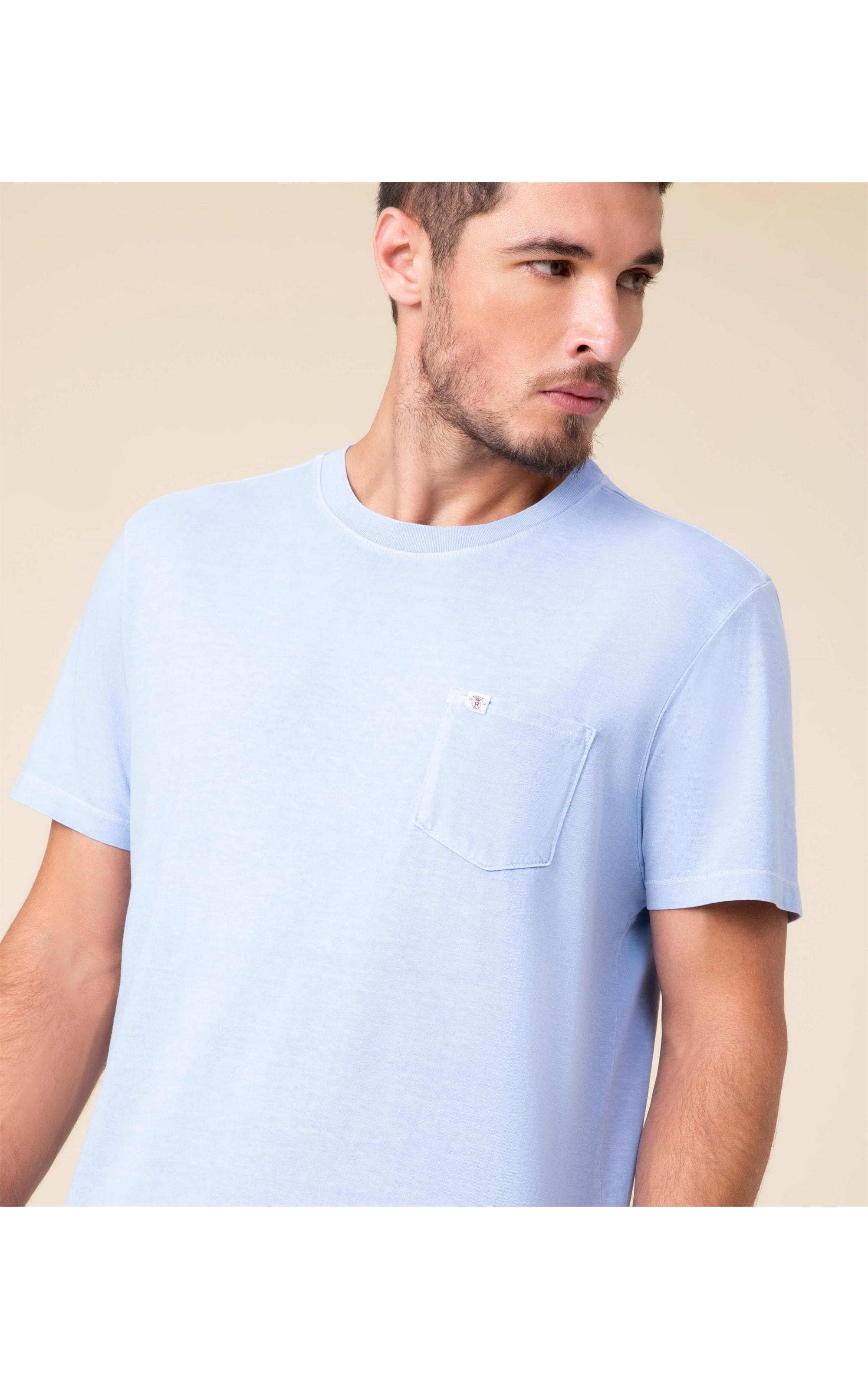 T-Shirt Mm Stone Lisa Com Bolso Azul Claro