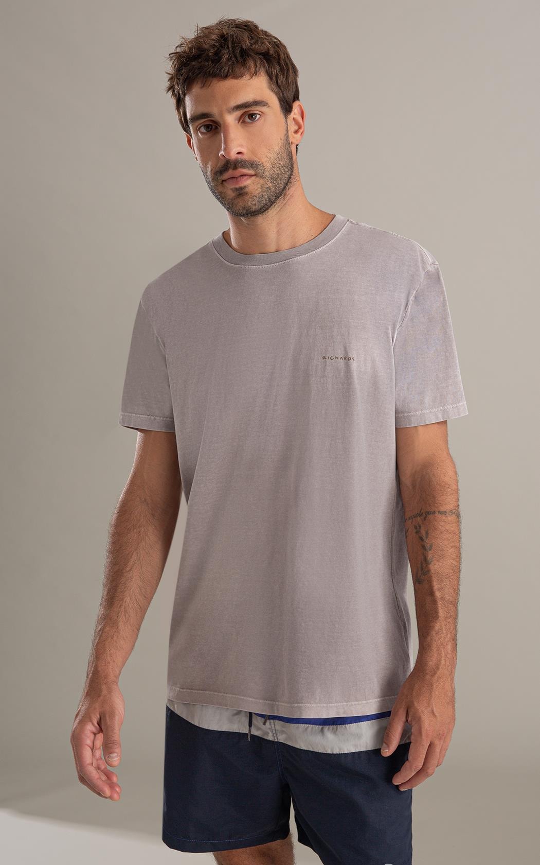T-Shirt Mm Washed Aquarela Cinza Claro