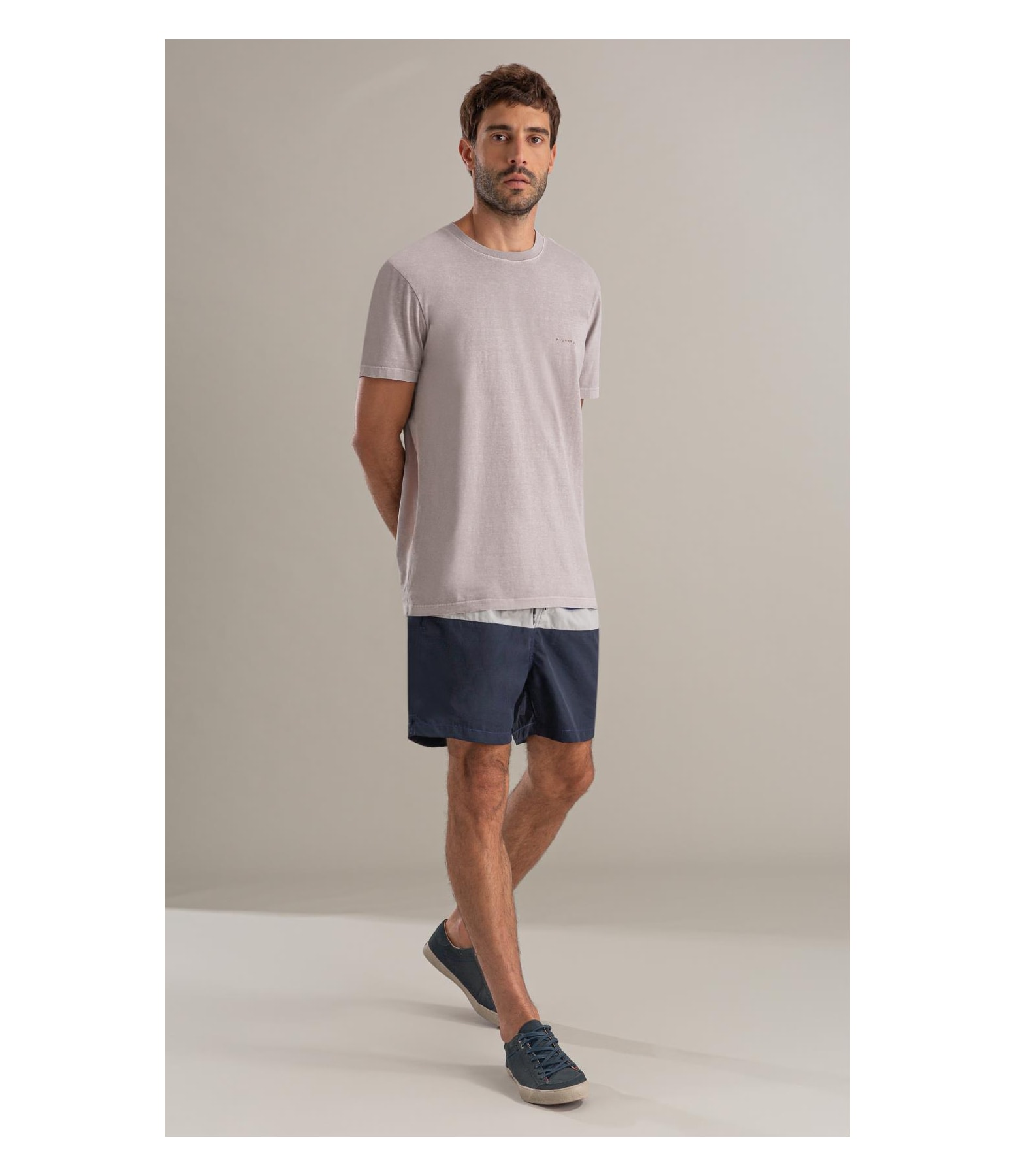 T-Shirt Mm Washed Aquarela Cinza Claro