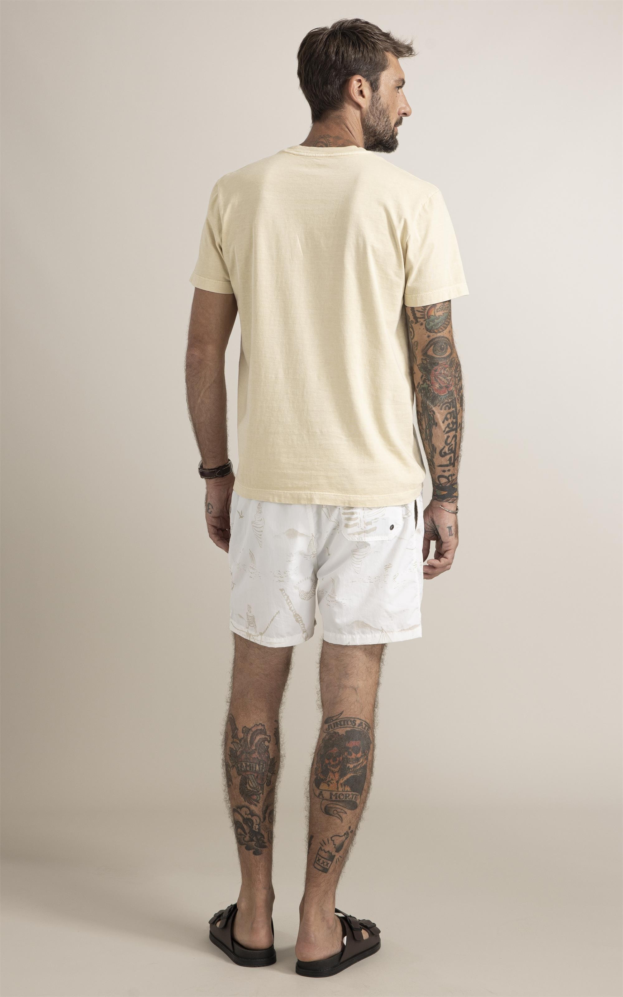 T-Shirt Mm Washed Brasao Nautique Peito Amarelo