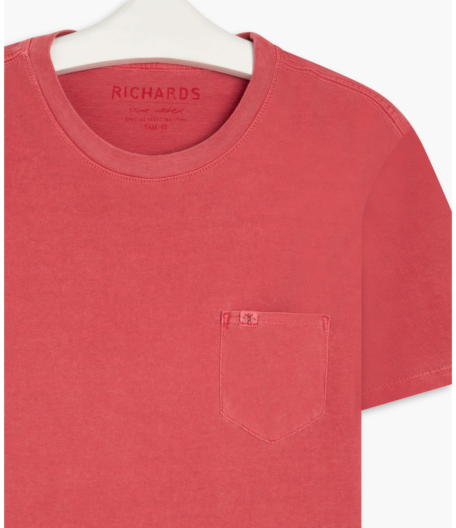 T-Shirt Mm Washed Com Bolso Vermelho