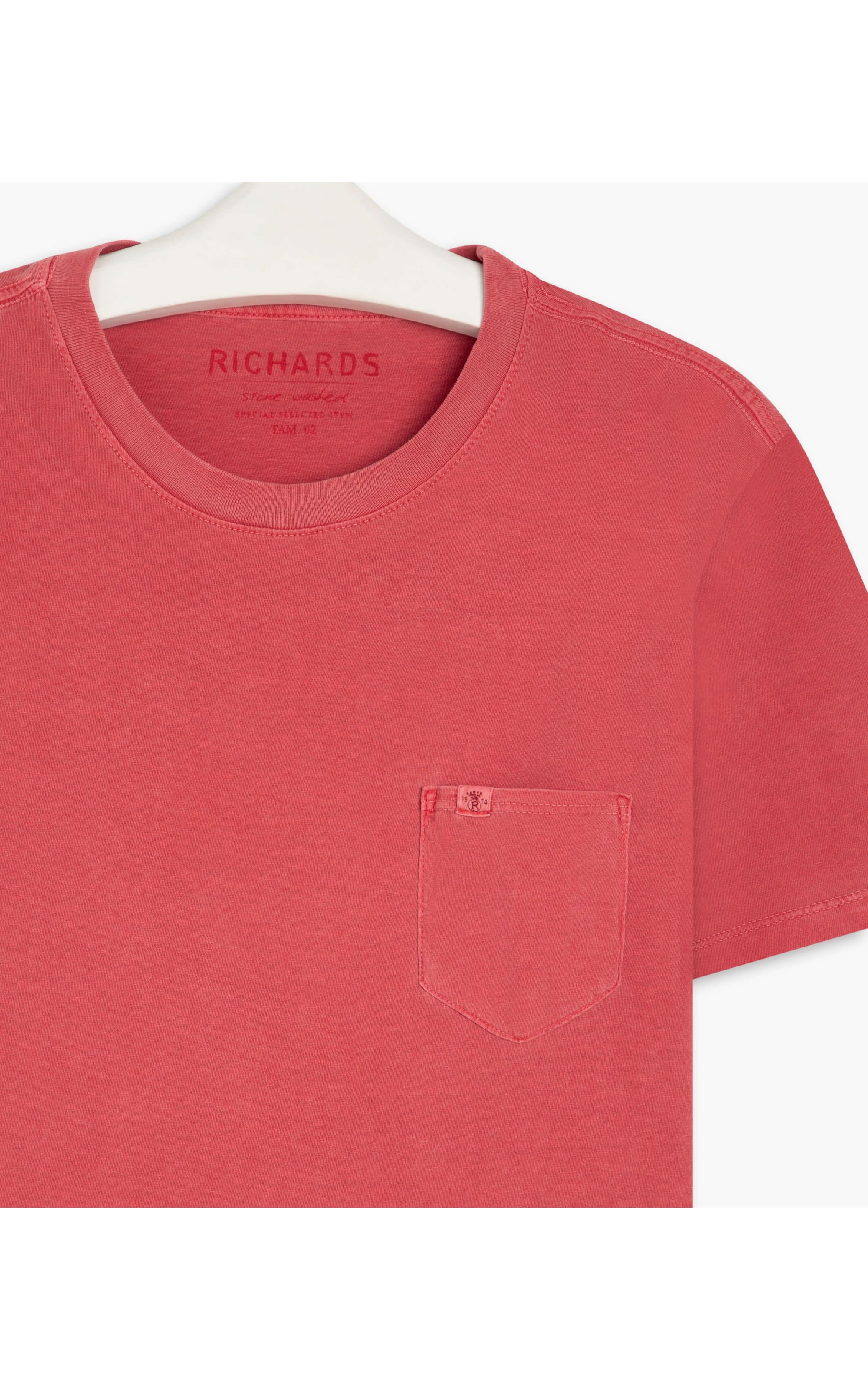 T-Shirt Mm Washed Com Bolso Vermelho
