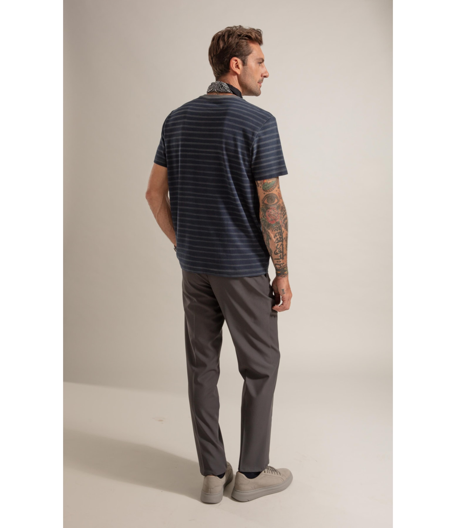 T-Shirt Piquet Gd Listra Estreita Mc Cinza Medio