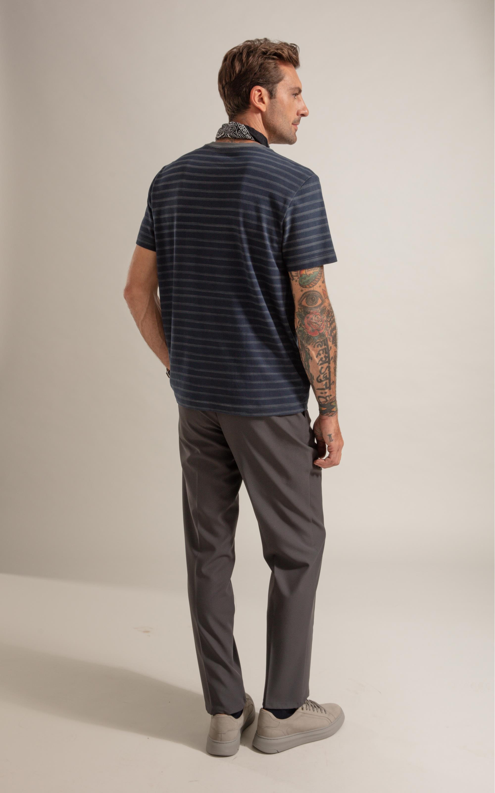 T-Shirt Piquet Gd Listra Estreita Mc Cinza Medio