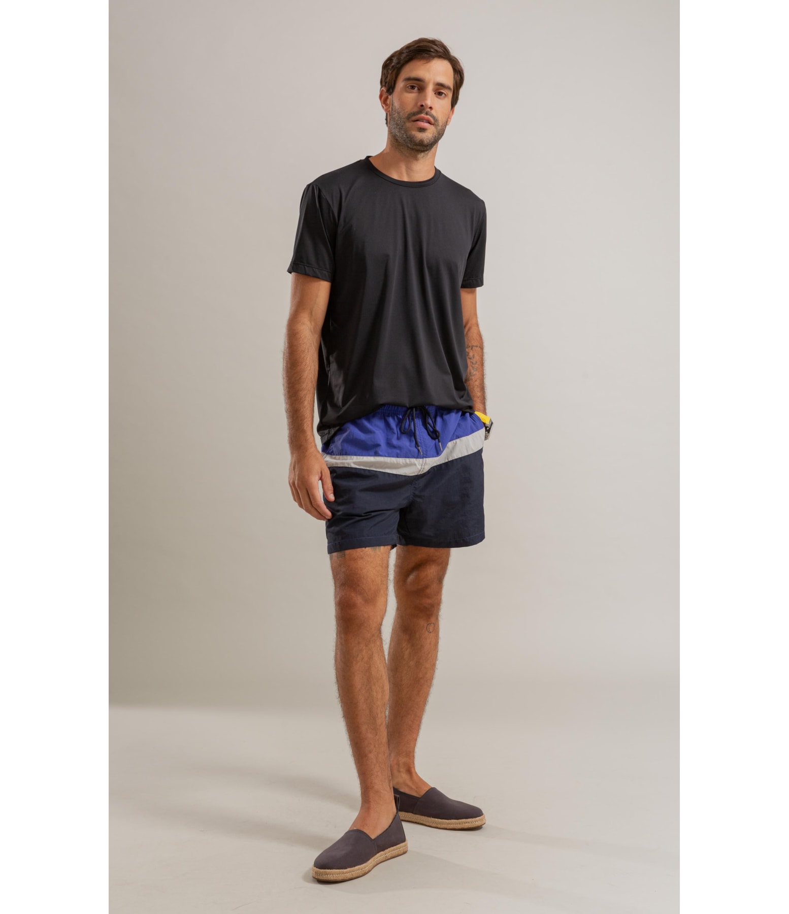 T-Shirt Poliamida Issey Mc Bf Preto