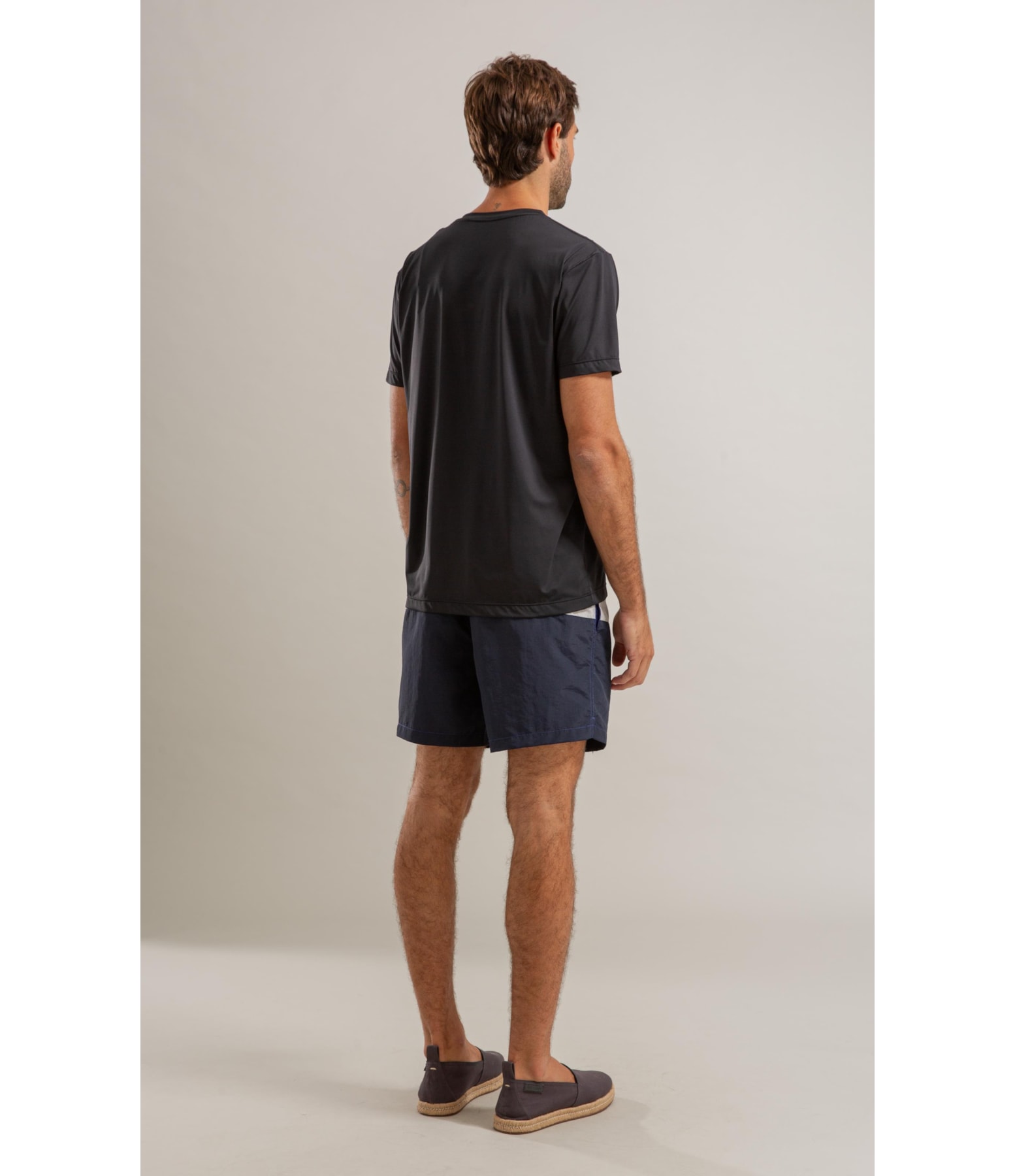 T-Shirt Poliamida Issey Mc Bf Preto