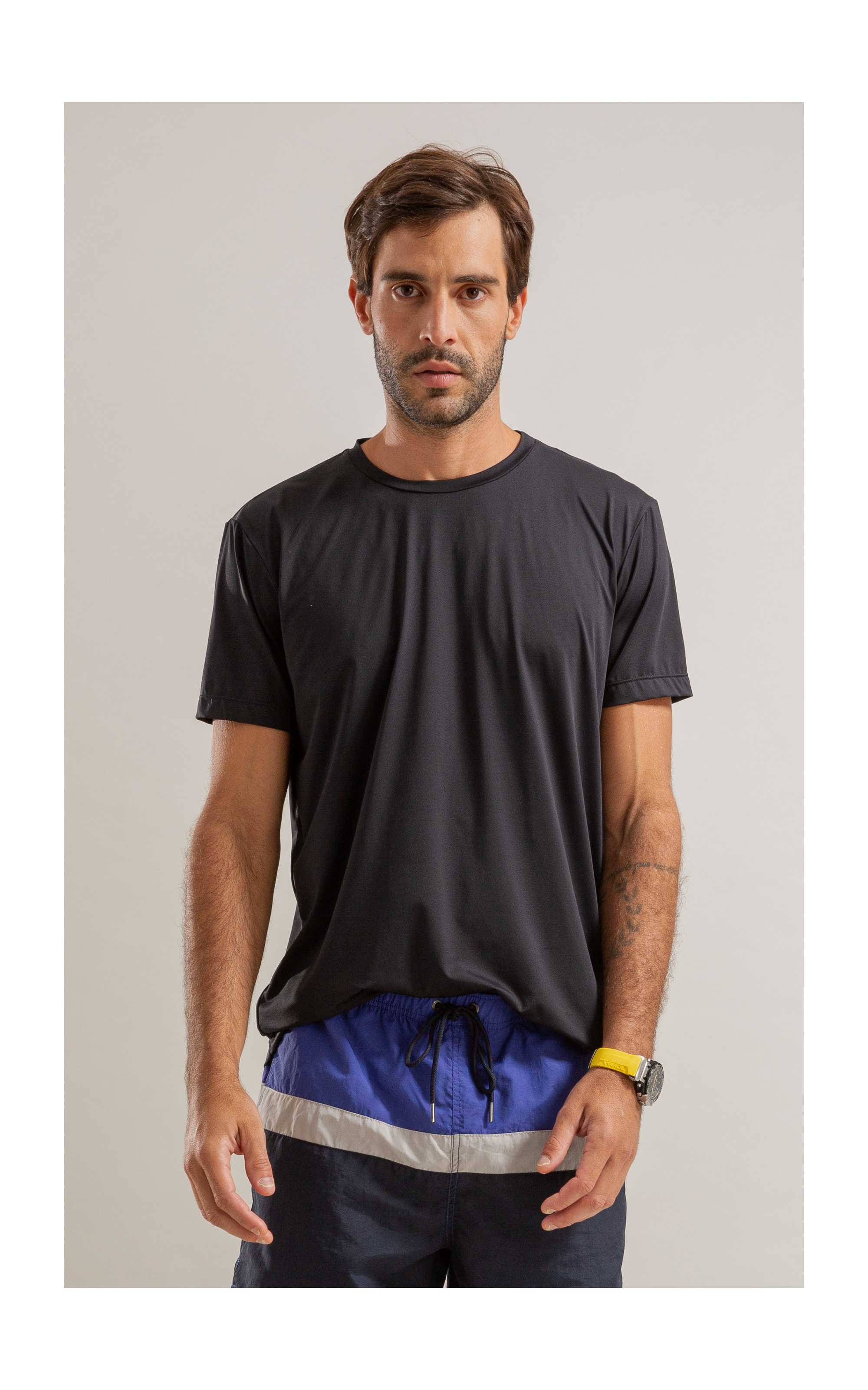 T-Shirt Poliamida Issey Mc Bf Preto