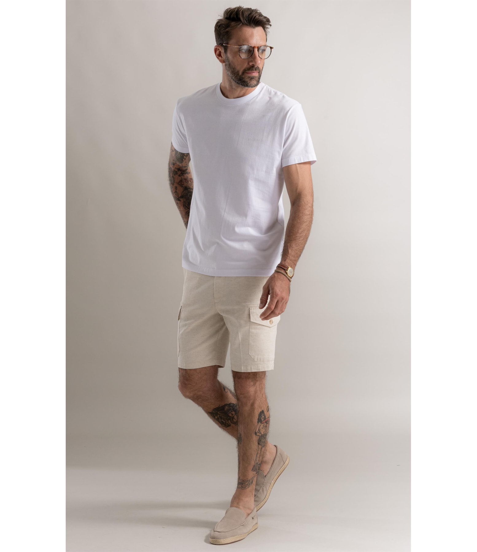 T-Shirt Postais Colagem Branco
