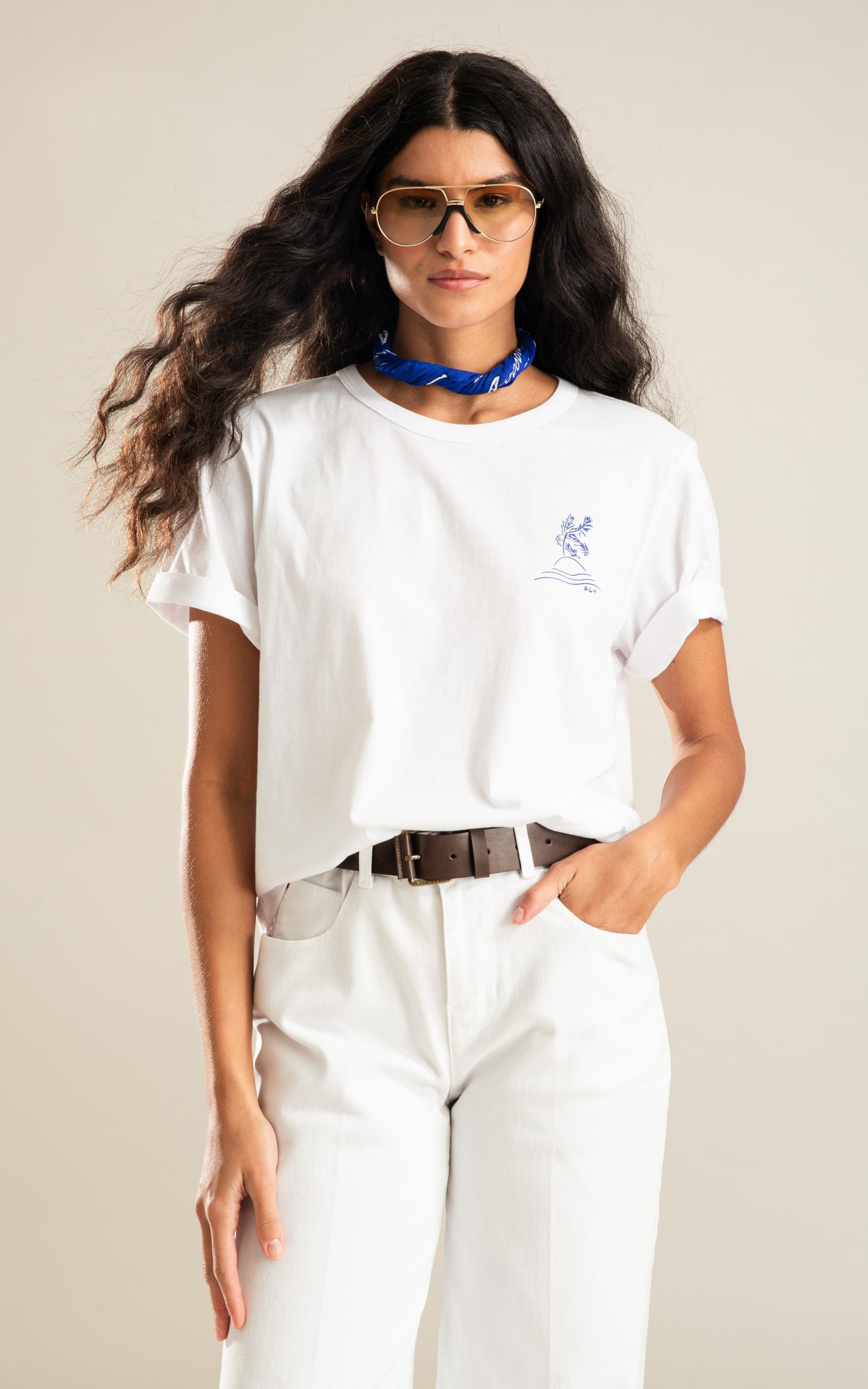 T-Shirt Samia Estampa Beach Branco