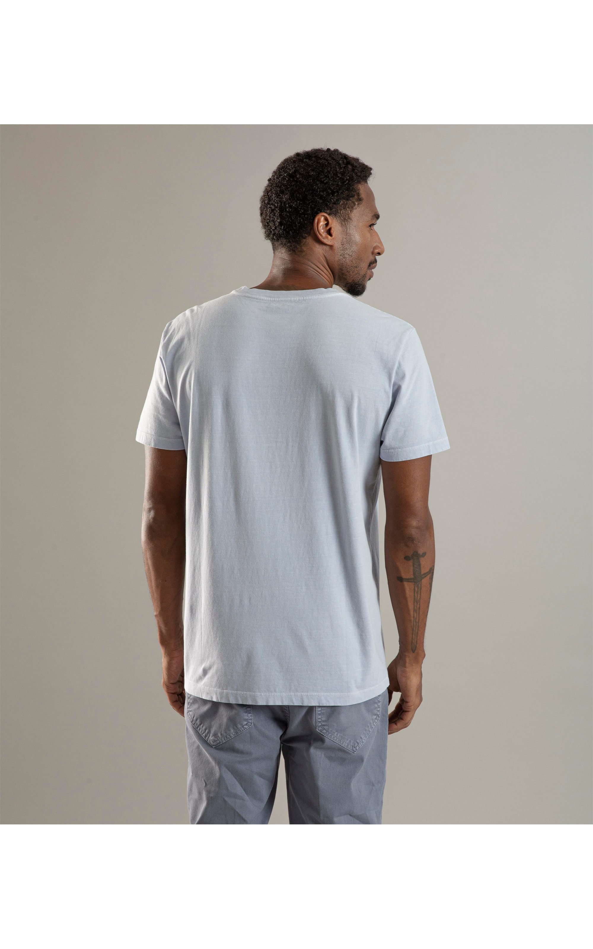 T-Shirt Washed Bouganville Peito Mc Azul Claro