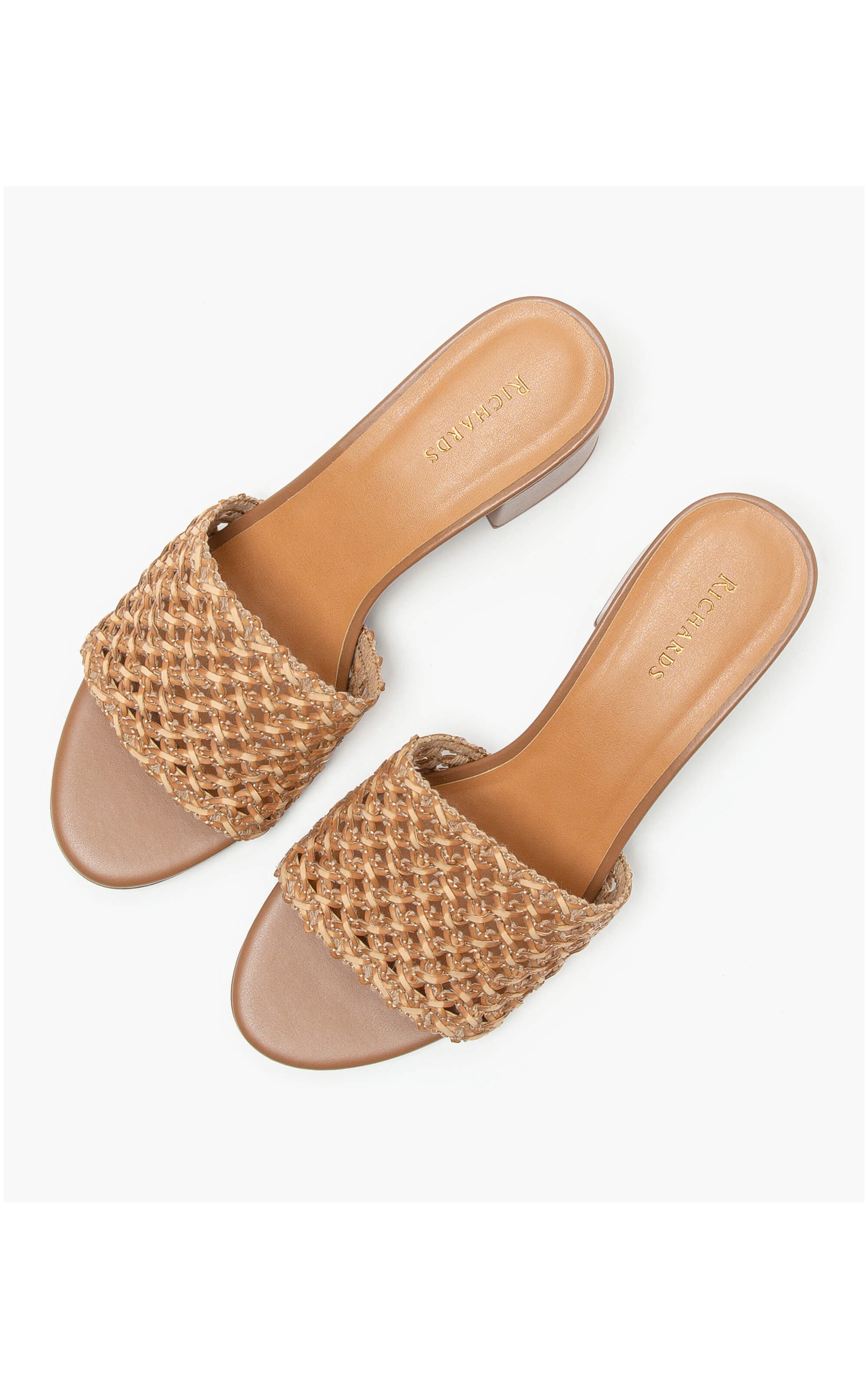 Tamanco Claudia Camel