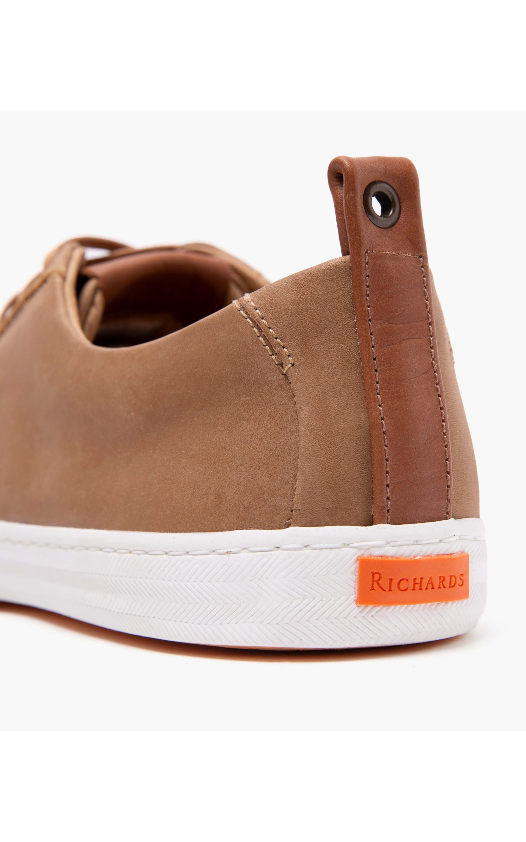 Tênis Biarritz  Camel