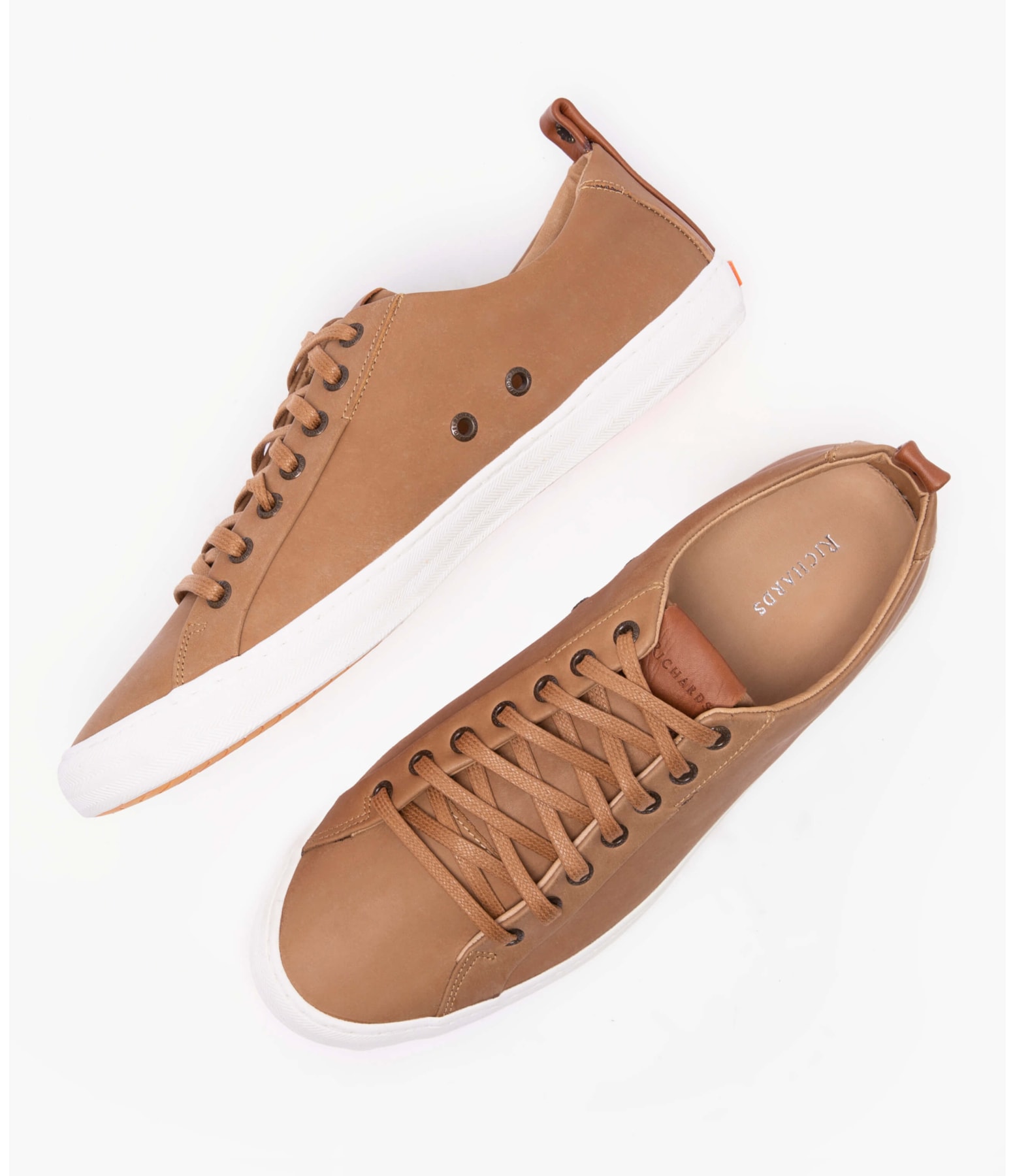 Tênis Biarritz  Camel
