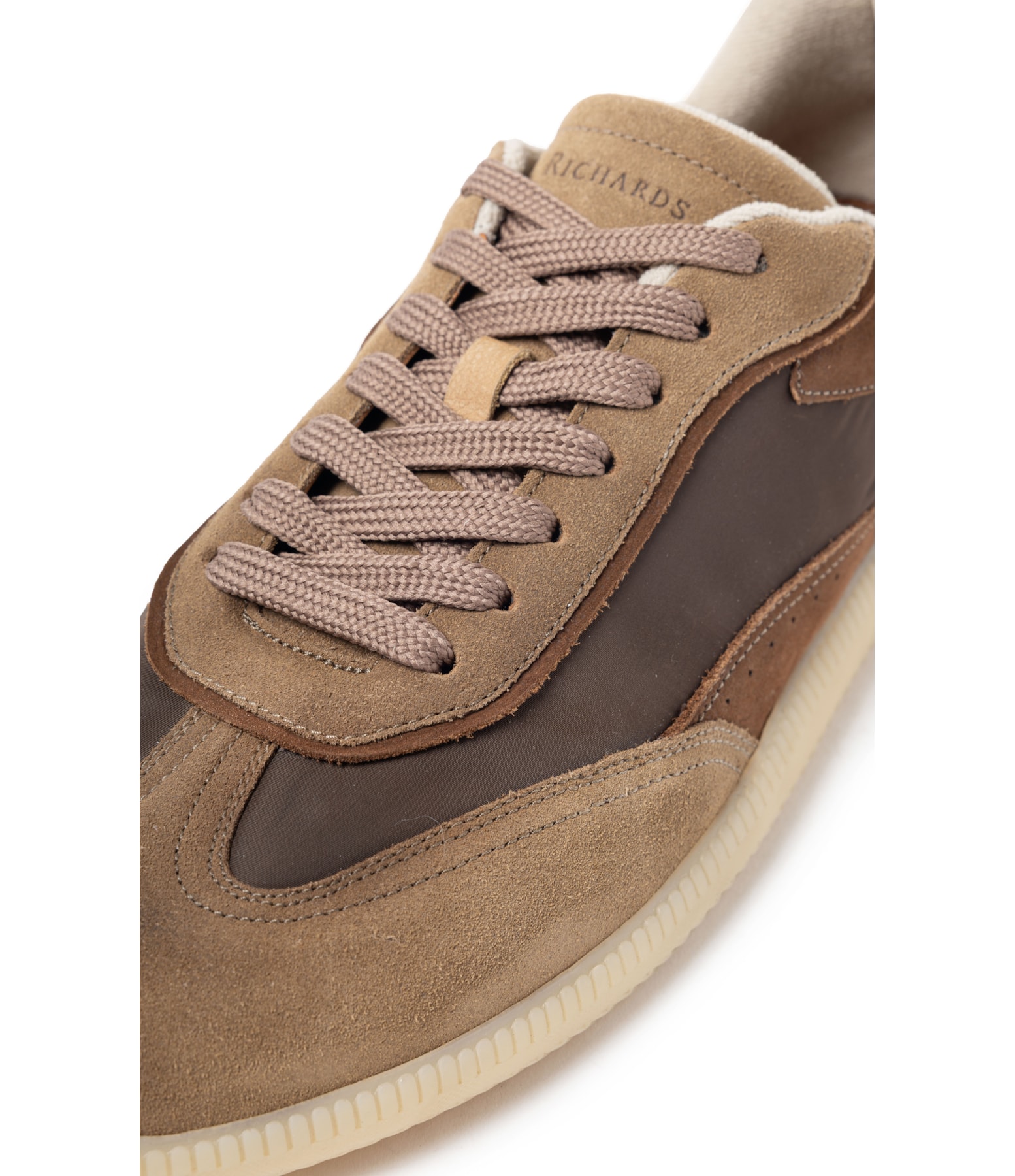 Tenis Oskar Rch Cafe