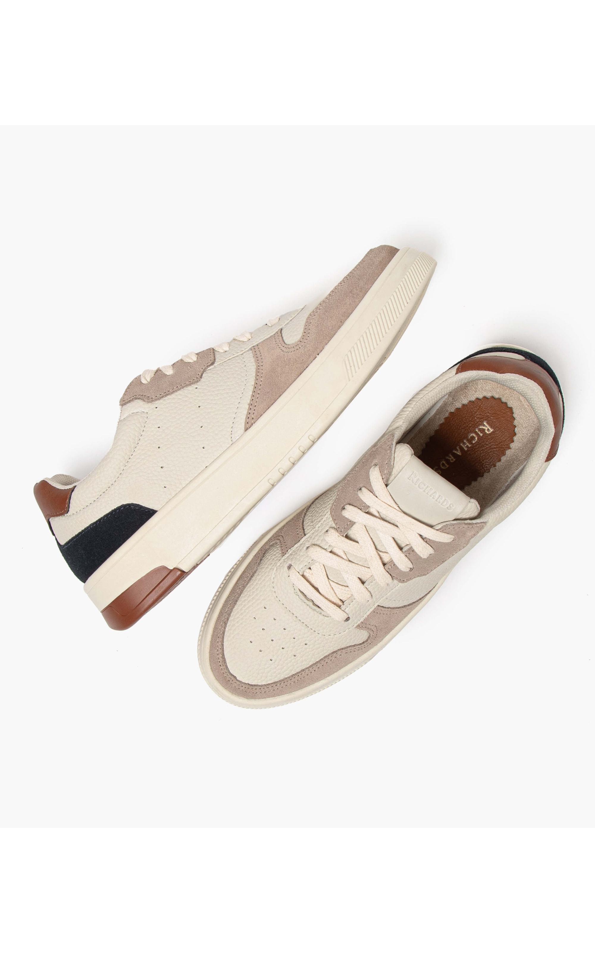 Tênis Sao Conrado Steps Rch Off White