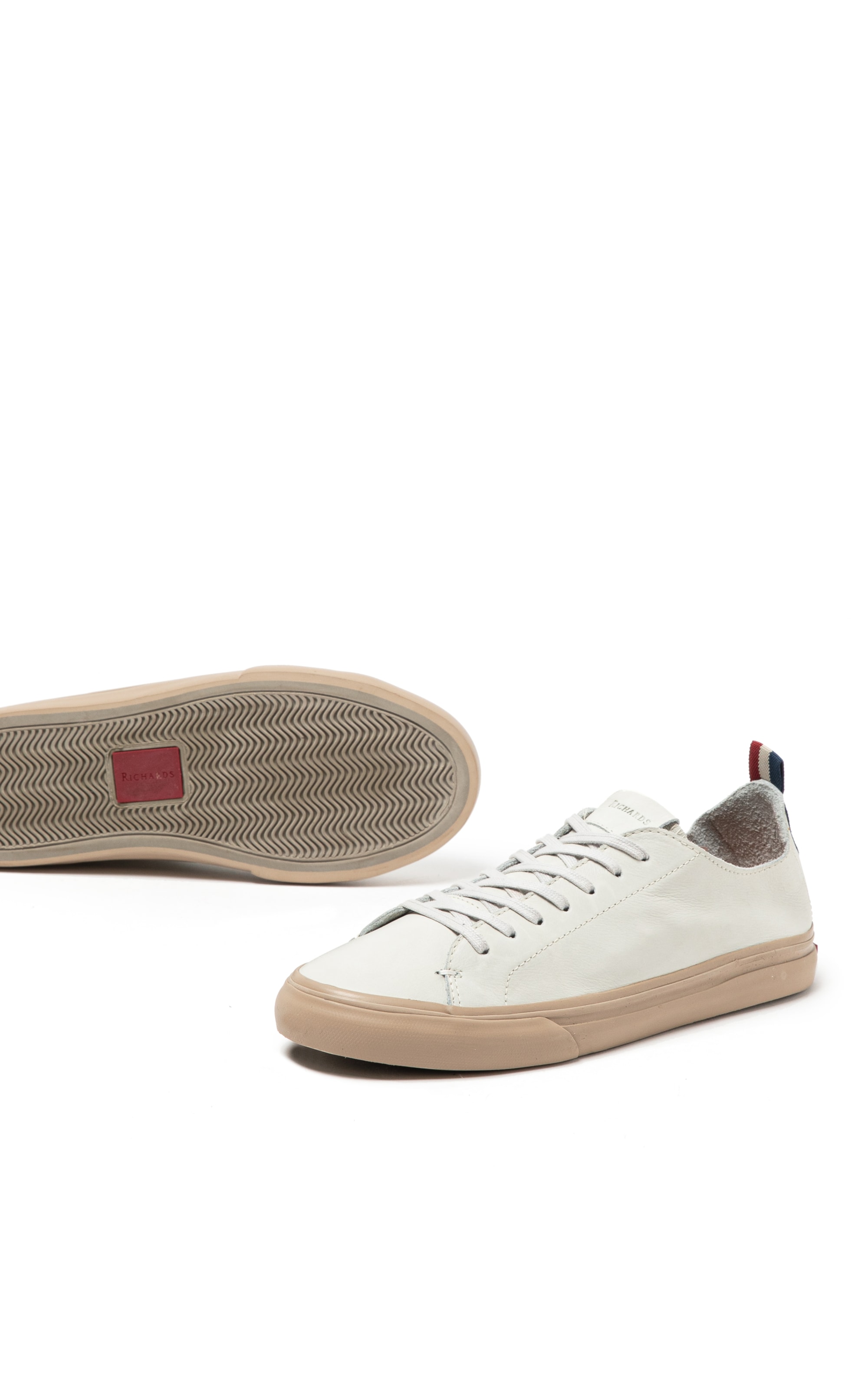 Tênis Ship Off White