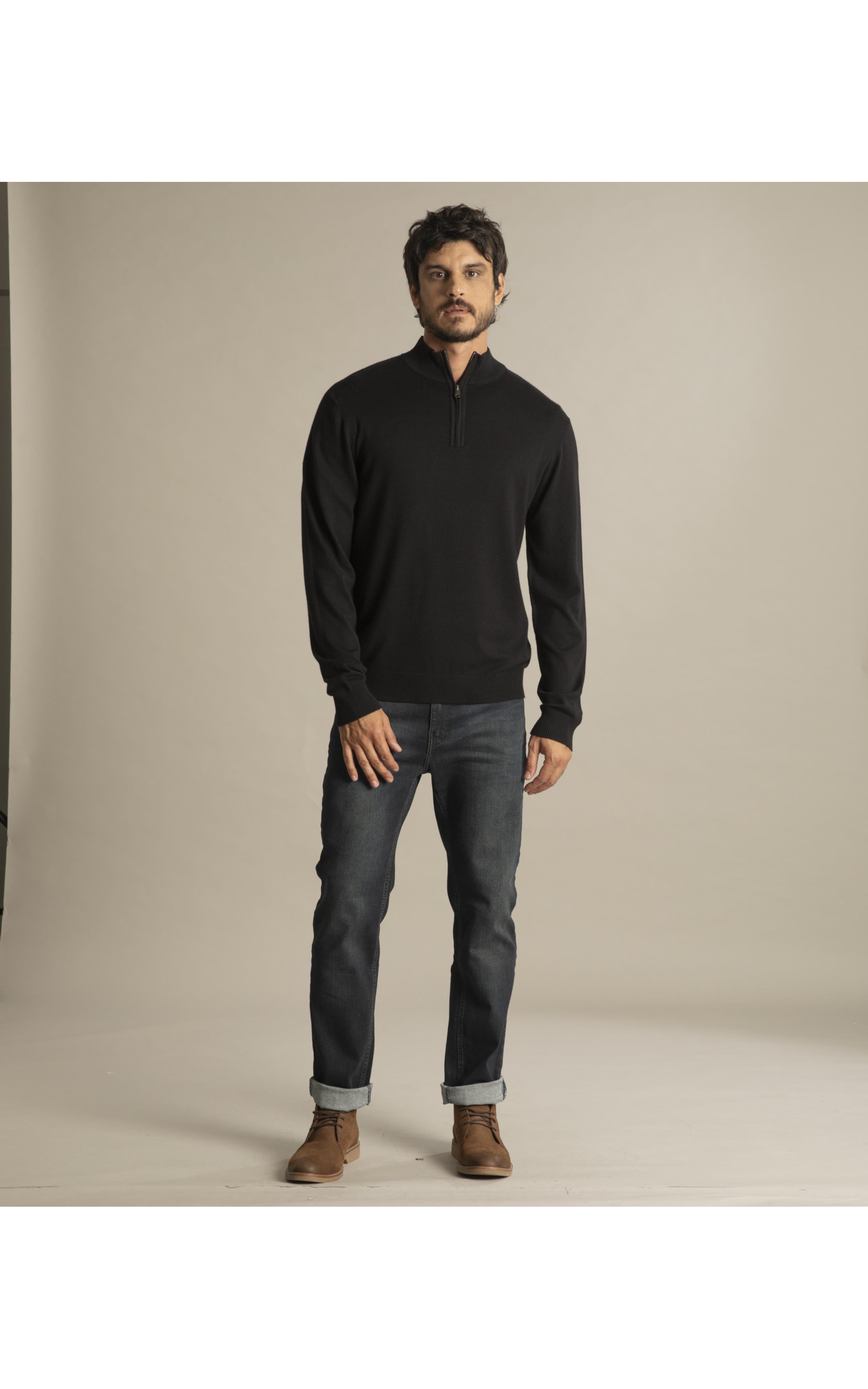 Tricot Gola Alta Ziper Preto
