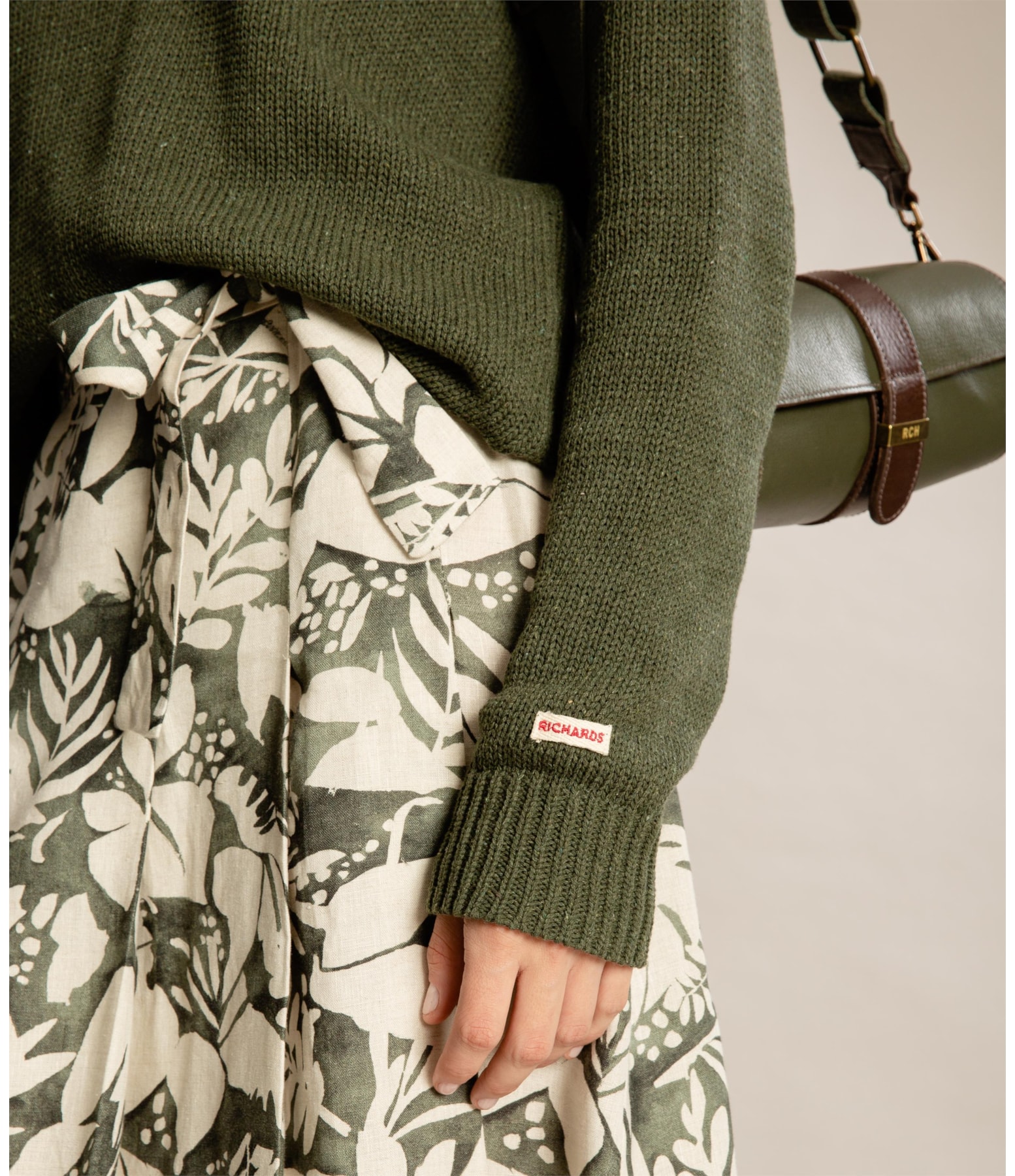 Tricot Lara Basic Liso Verde Militar