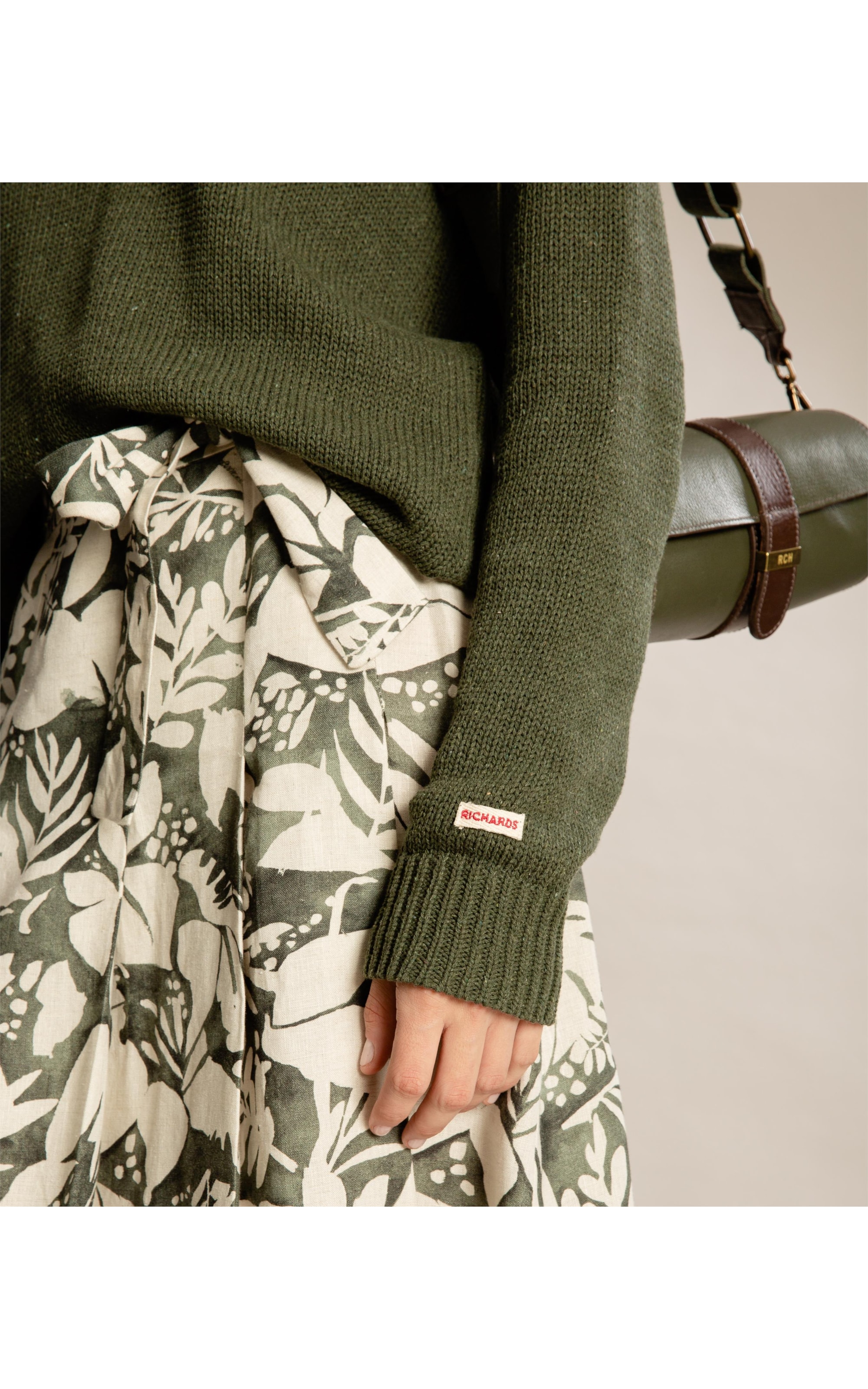Tricot Lara Basic Liso Verde Militar