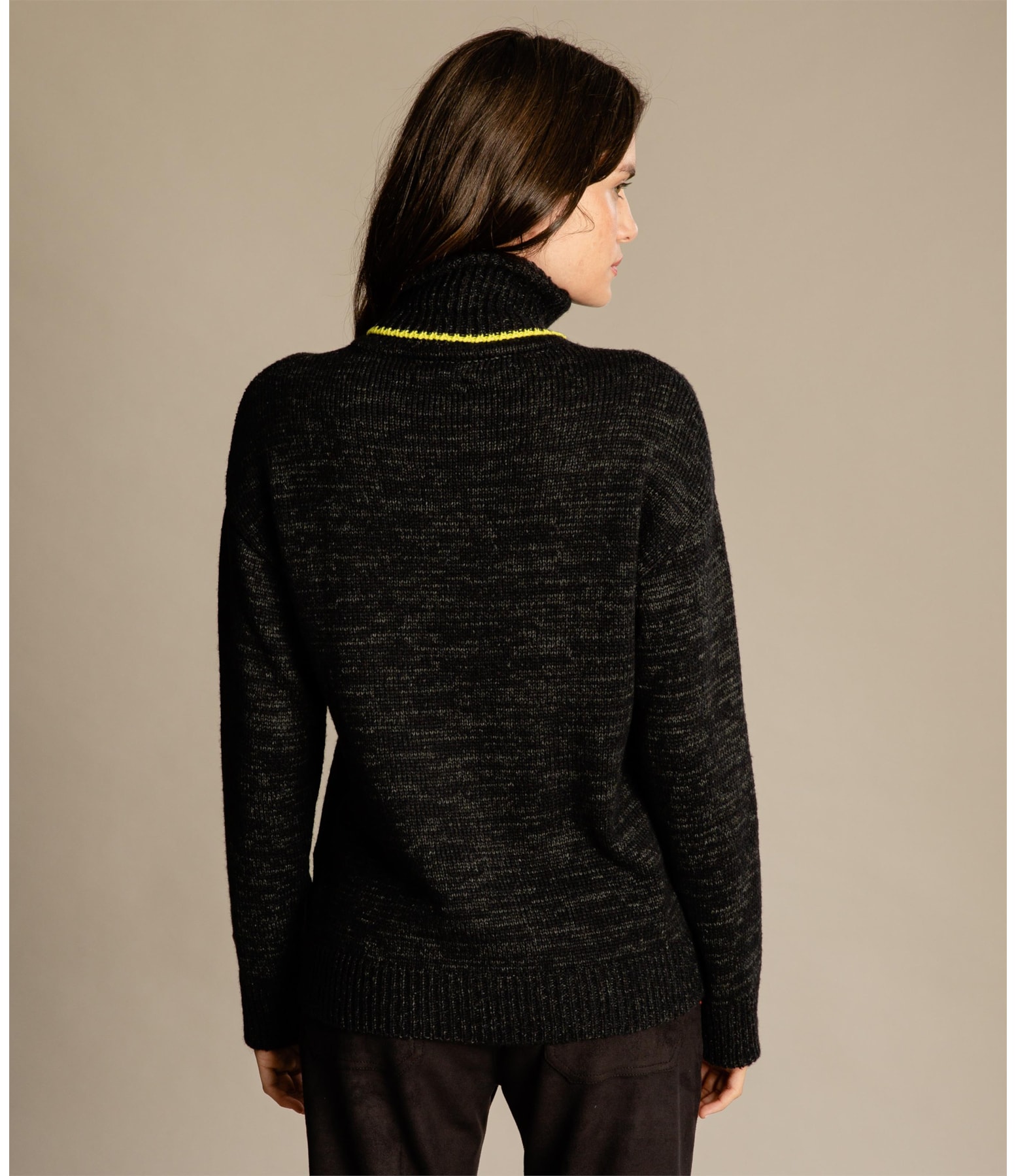 Tricot Ribera Liso Preto