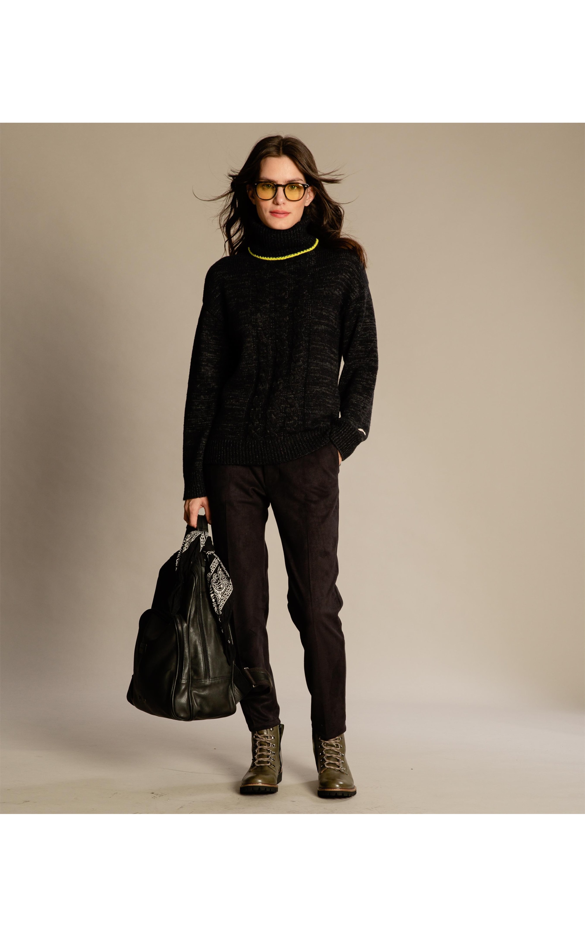 Tricot Ribera Liso Preto