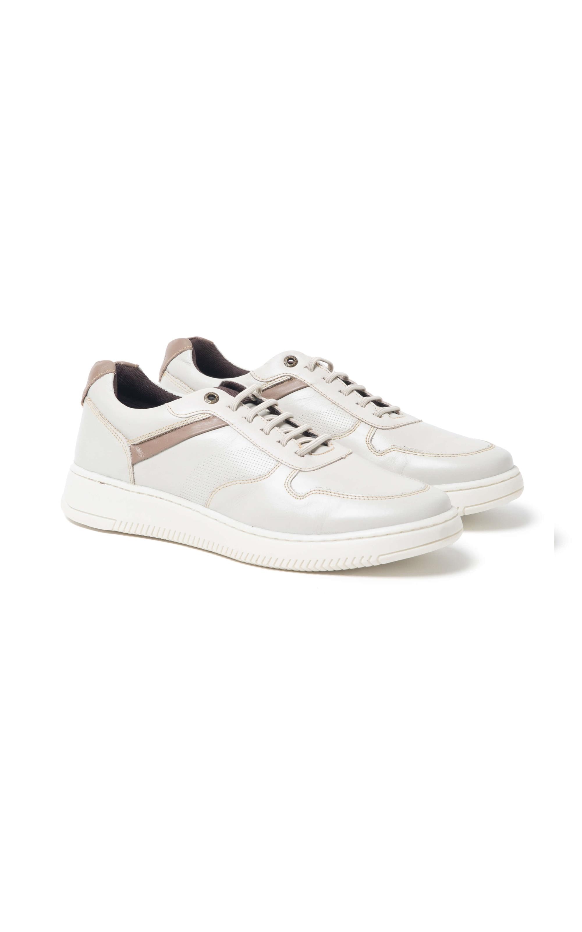 Urban Roam Sneaker Off White