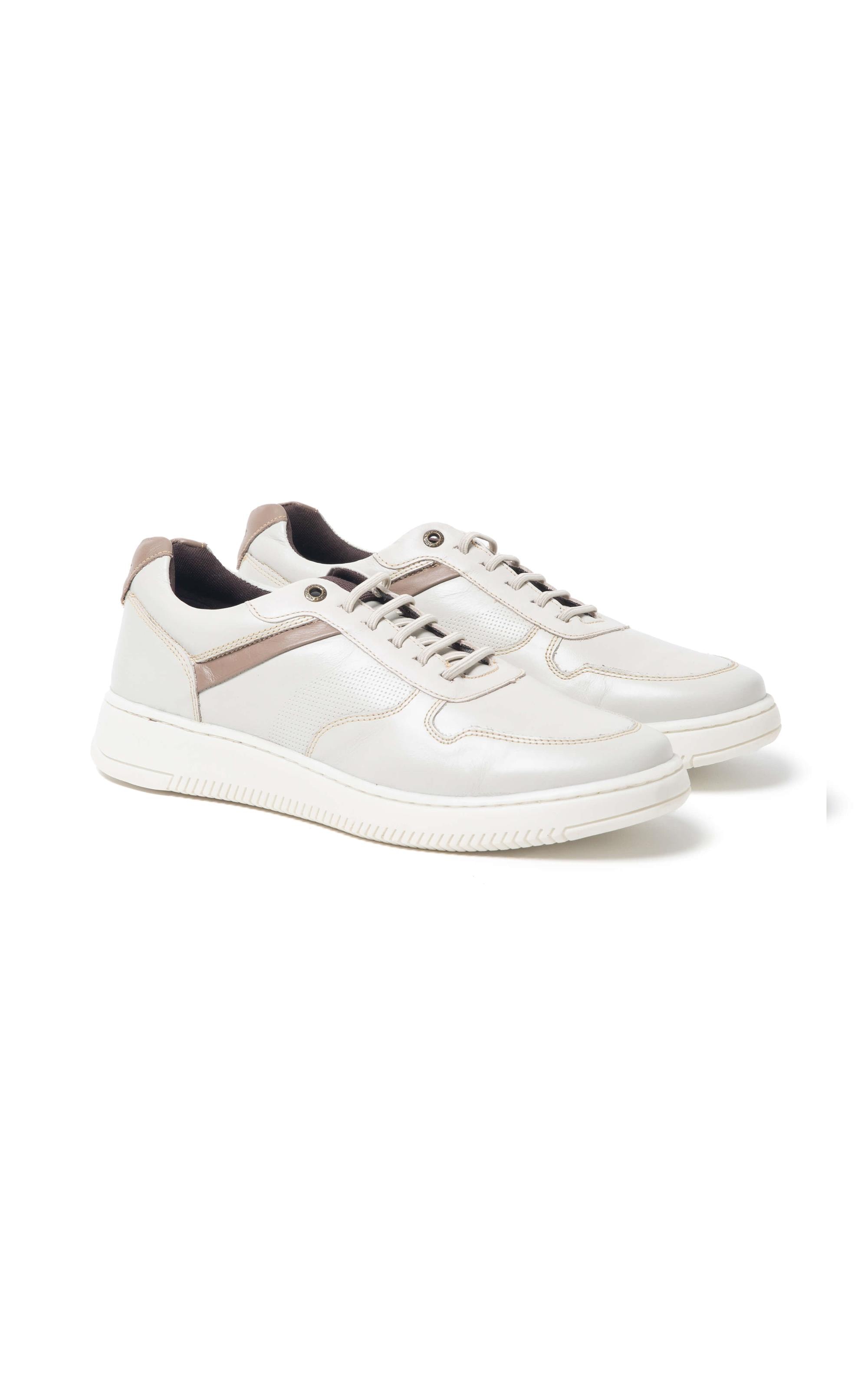 Urban Roam Sneaker Off White