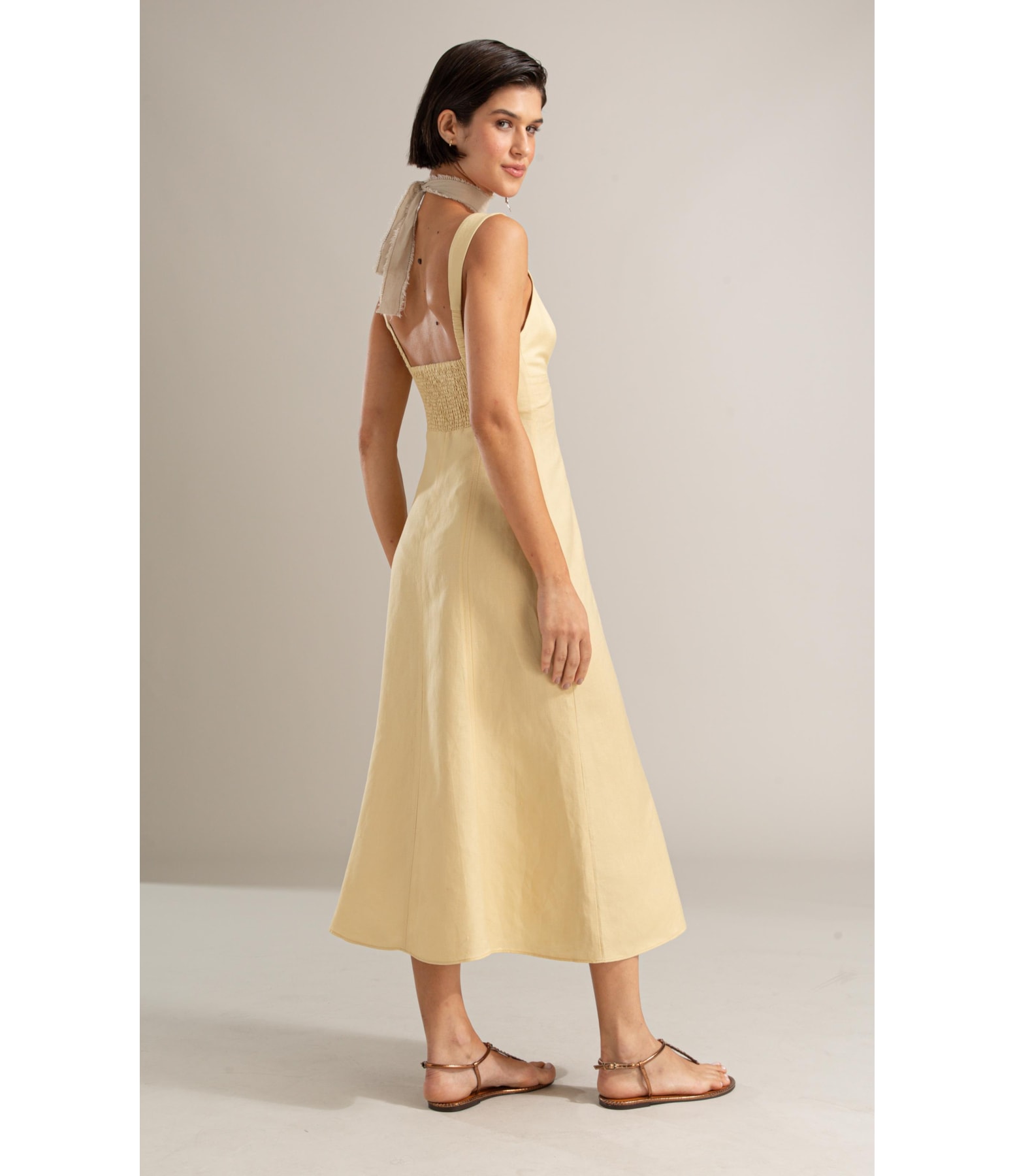 Vestido Balsas Linho Blend Liso Amarelo Claro