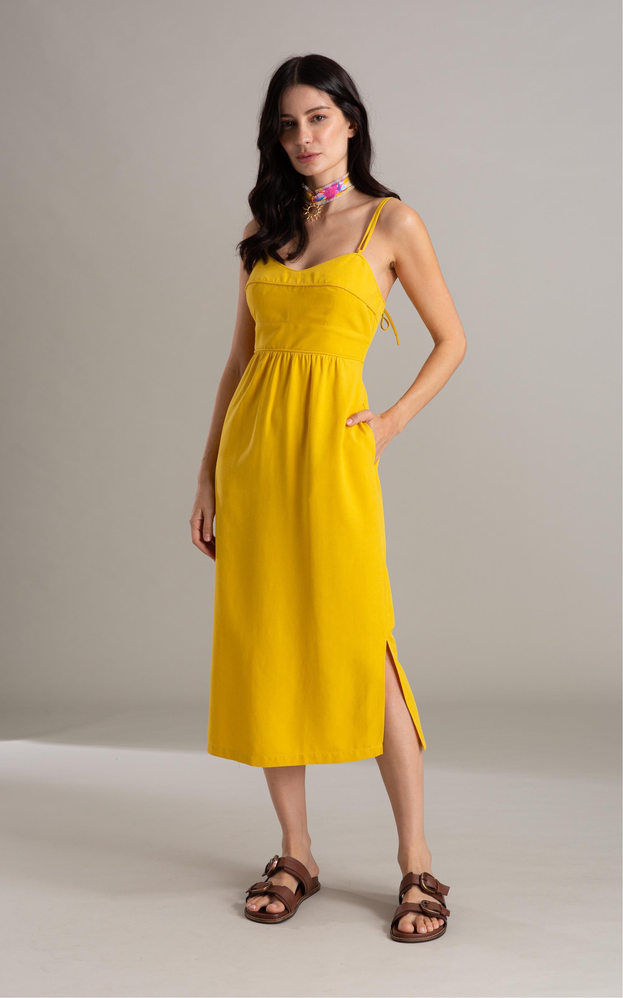 Vestido Betty Linho Blend Liso Mostarda