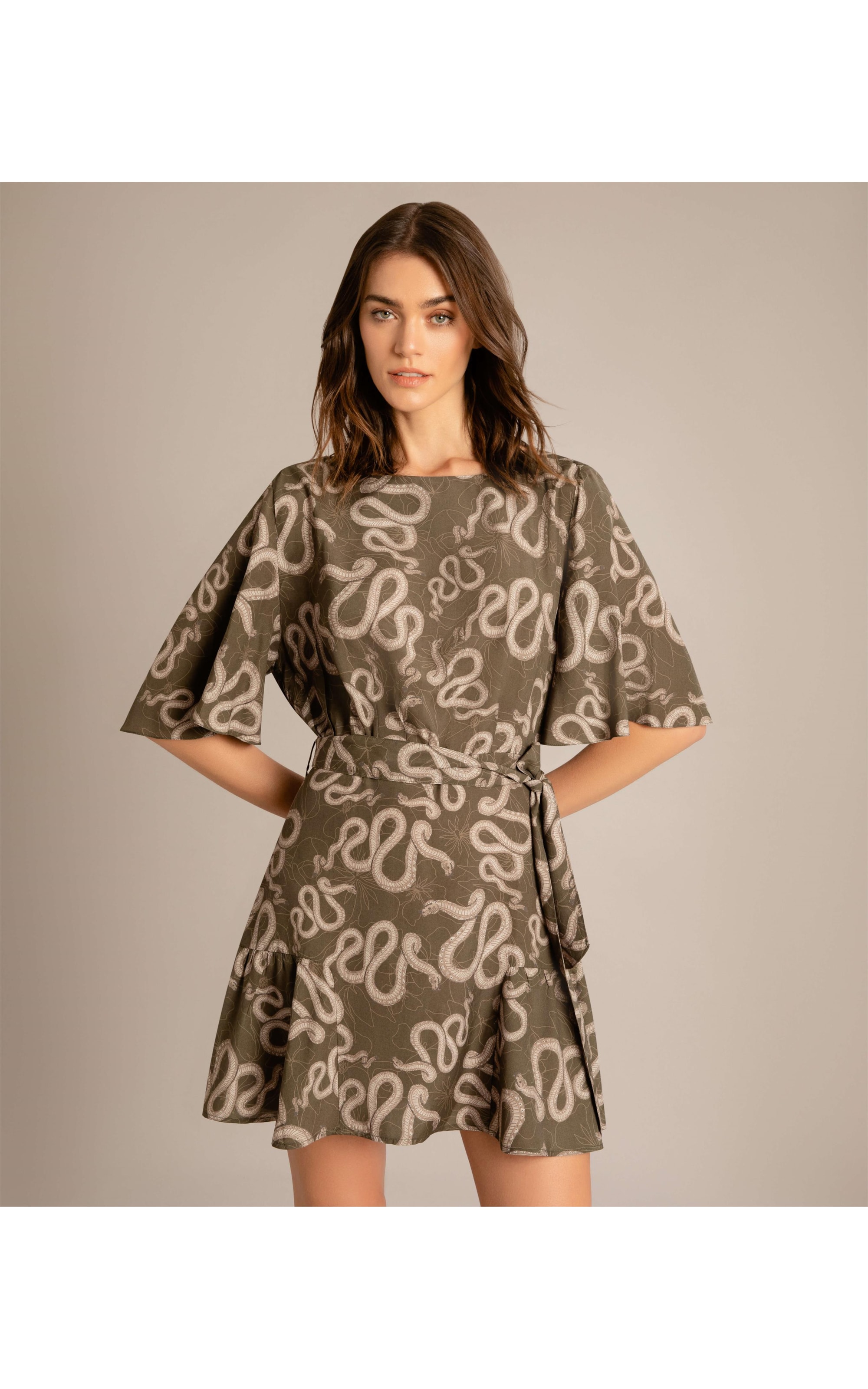 Vestido Cora Viscose Est Cobra Verde Army
