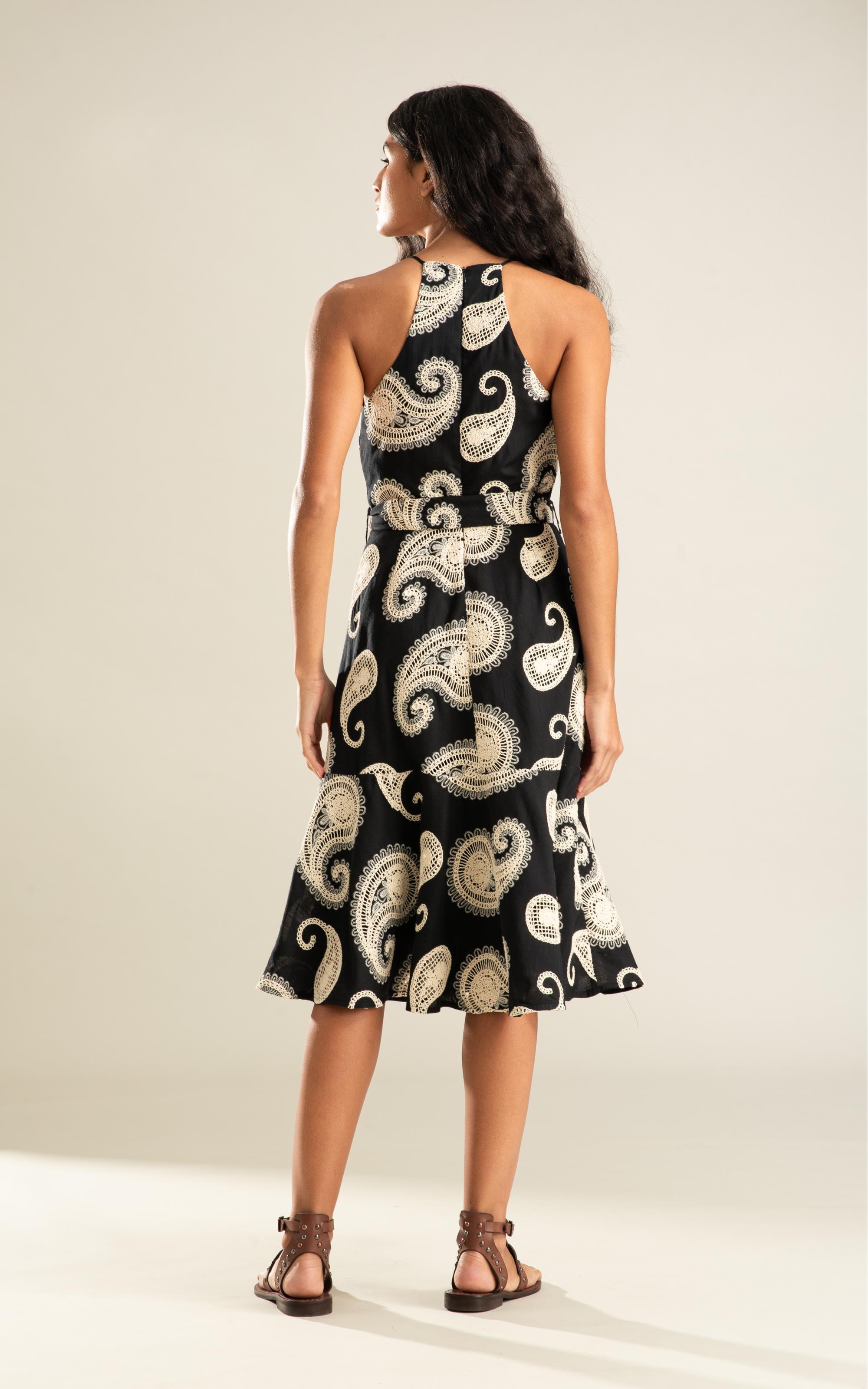 Vestido Trindade Bordado Preto
