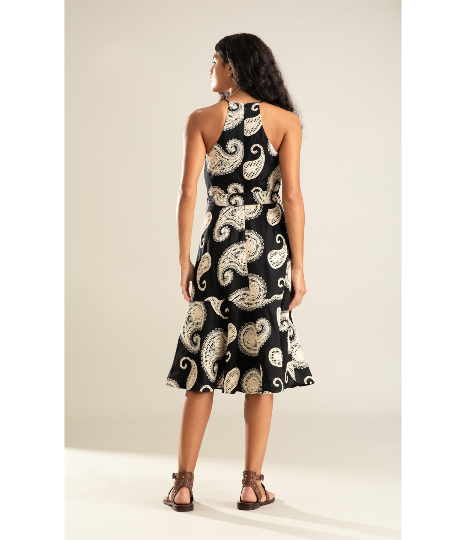 Vestido Trindade Bordado Preto